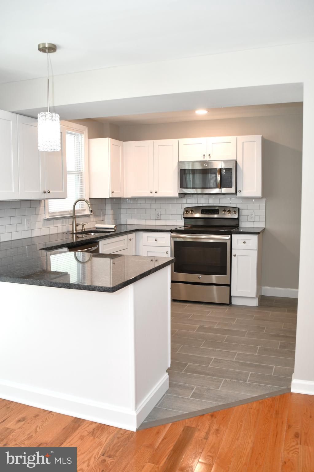 ARONIMINK ESTATES - Residential