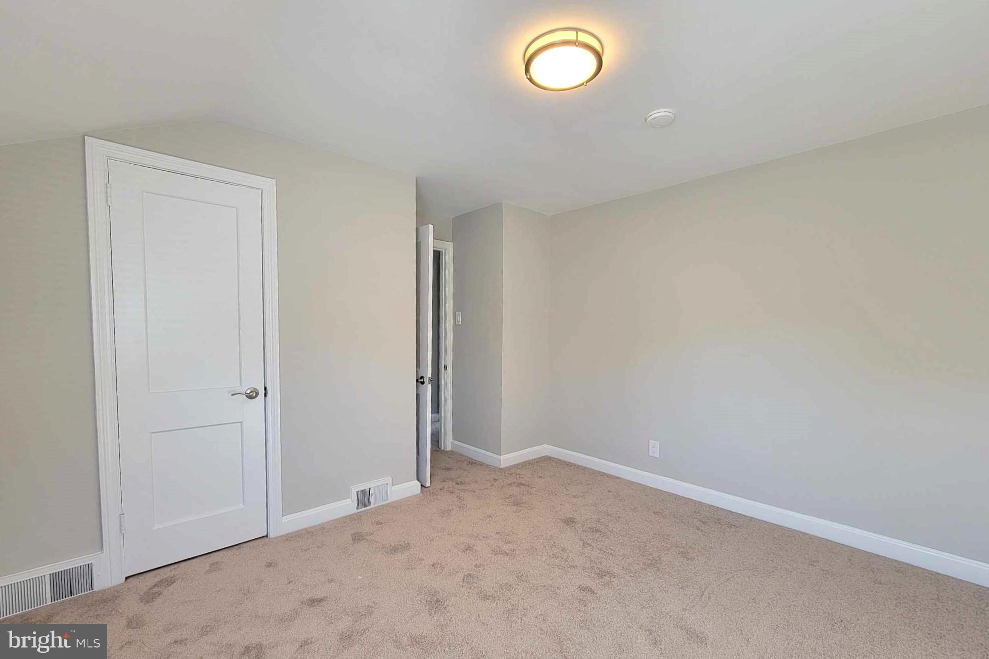 ARONIMINK ESTATES - Residential