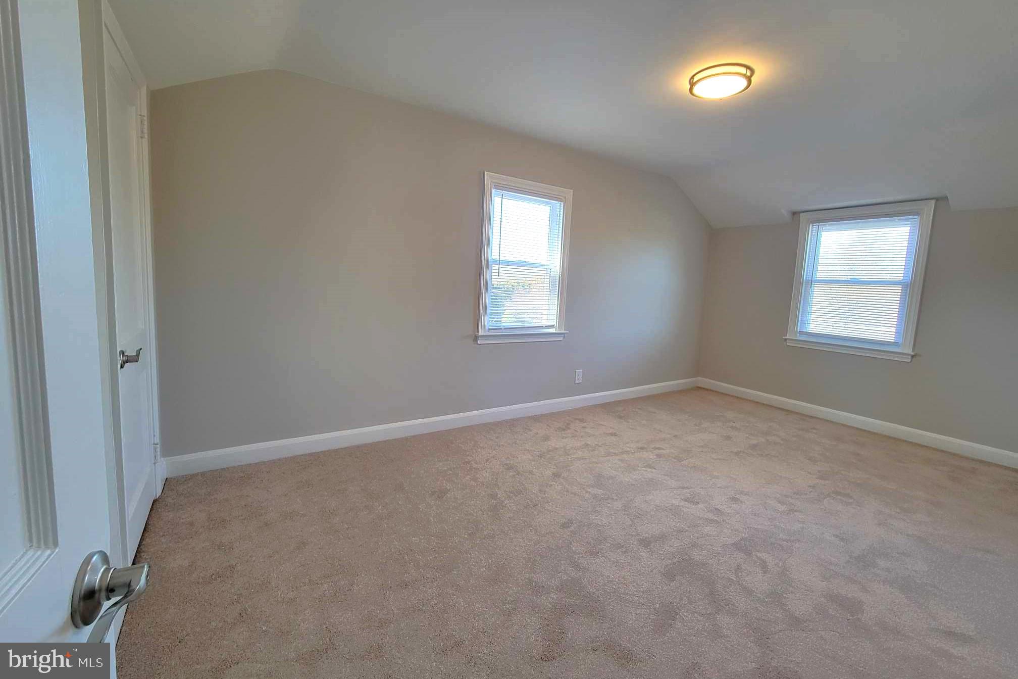 ARONIMINK ESTATES - Residential