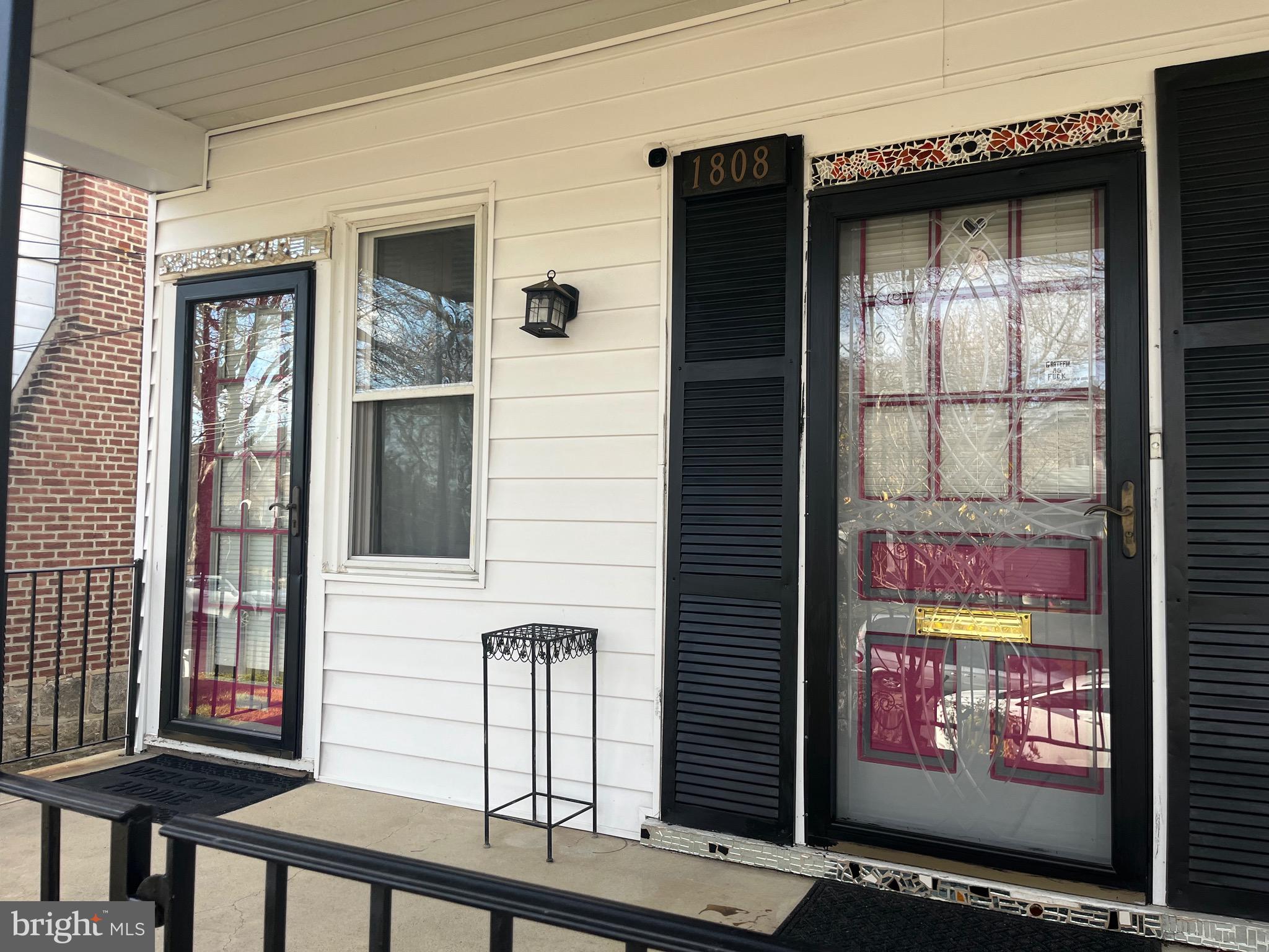 1808 GRIFFITH STREET