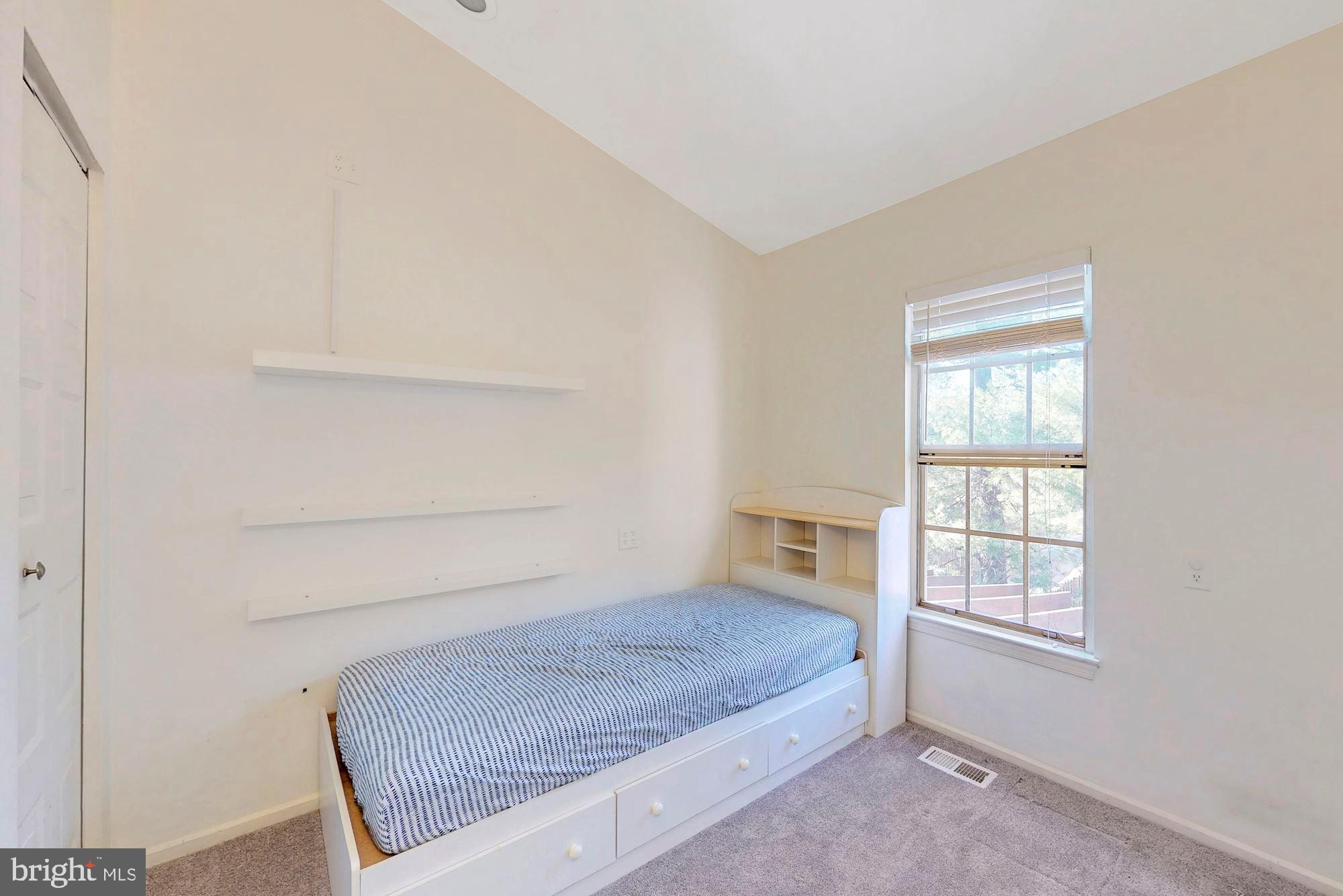 AMBERFIELD - Residential