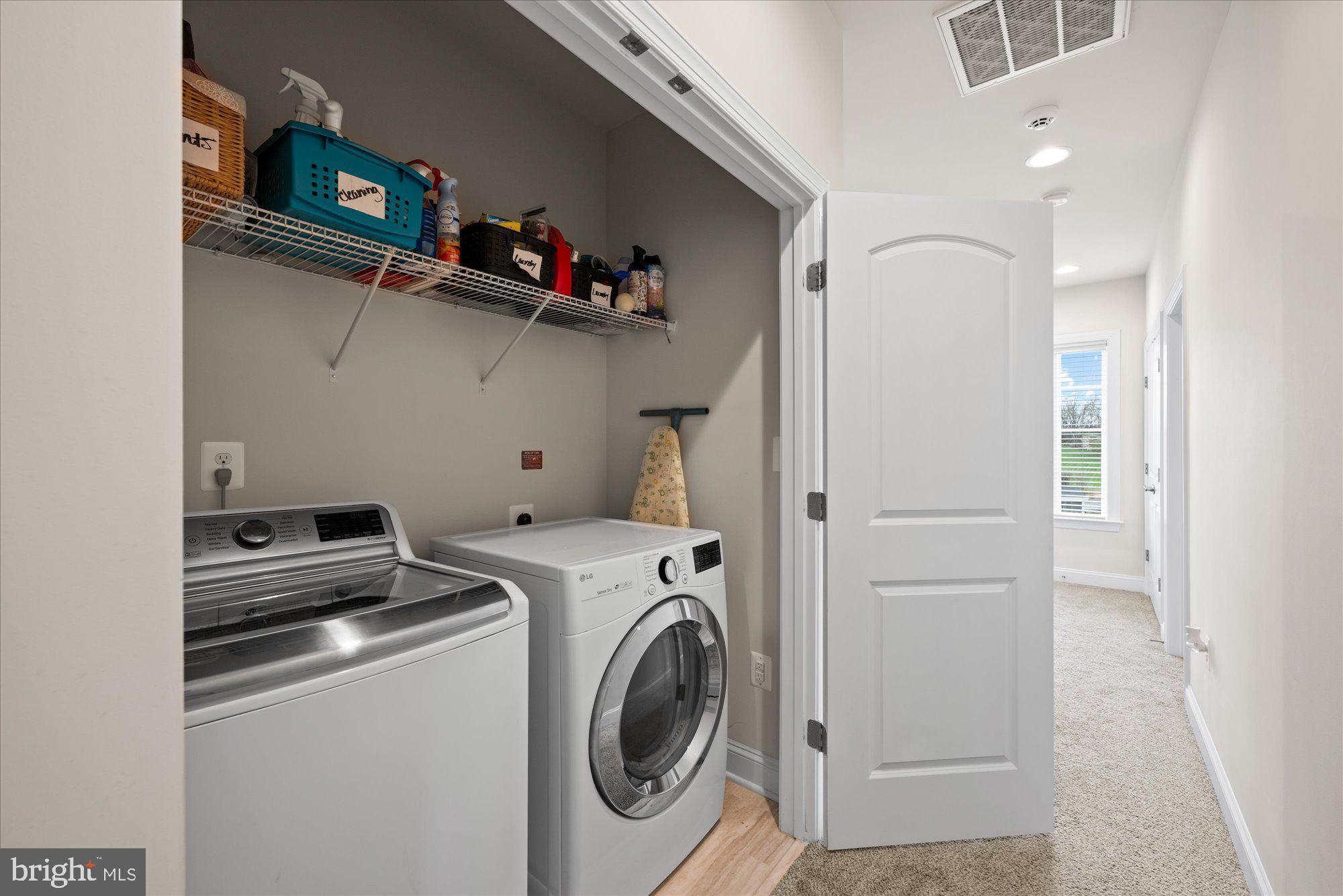 BLACK OAK CREEK - Residential