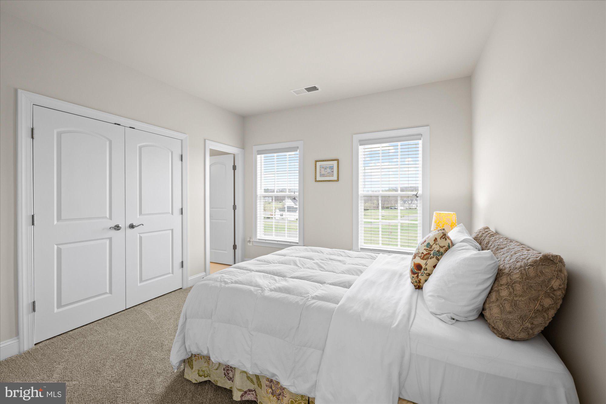 BLACK OAK CREEK - Residential