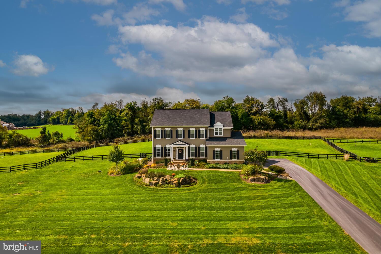 BLACK OAK CREEK - Residential