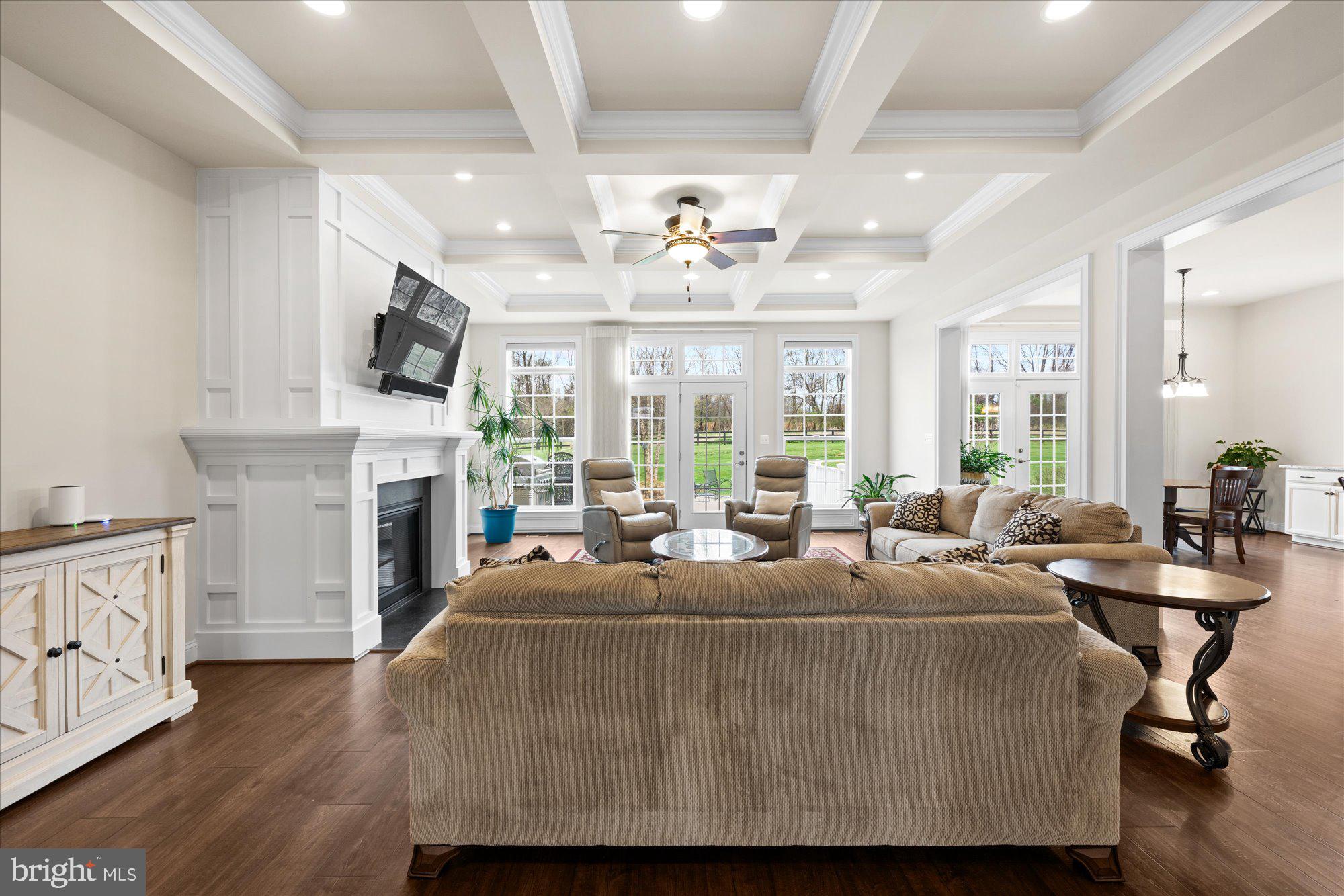 BLACK OAK CREEK - Residential