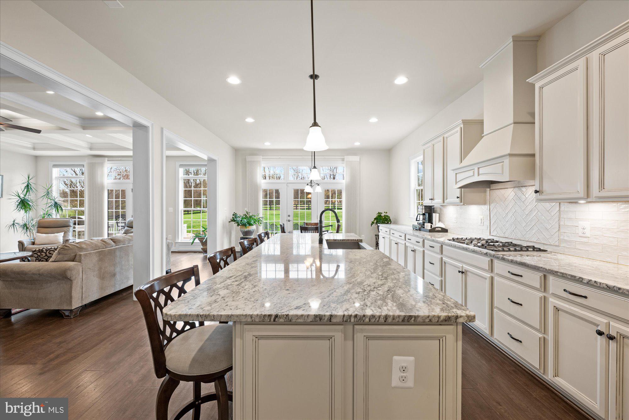 BLACK OAK CREEK - Residential