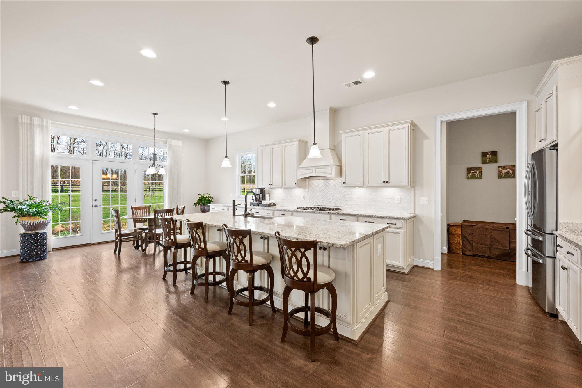 BLACK OAK CREEK - Residential