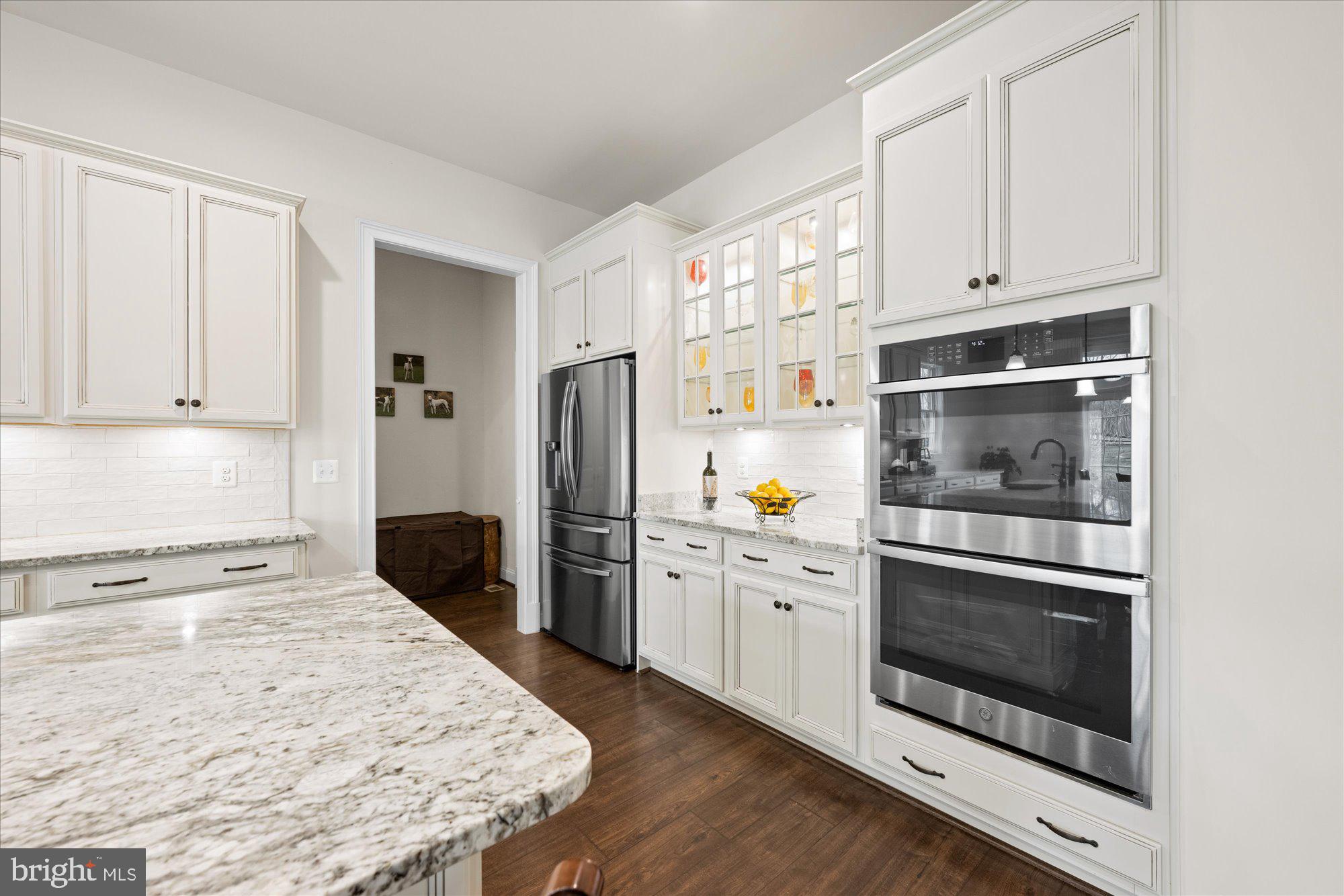 BLACK OAK CREEK - Residential