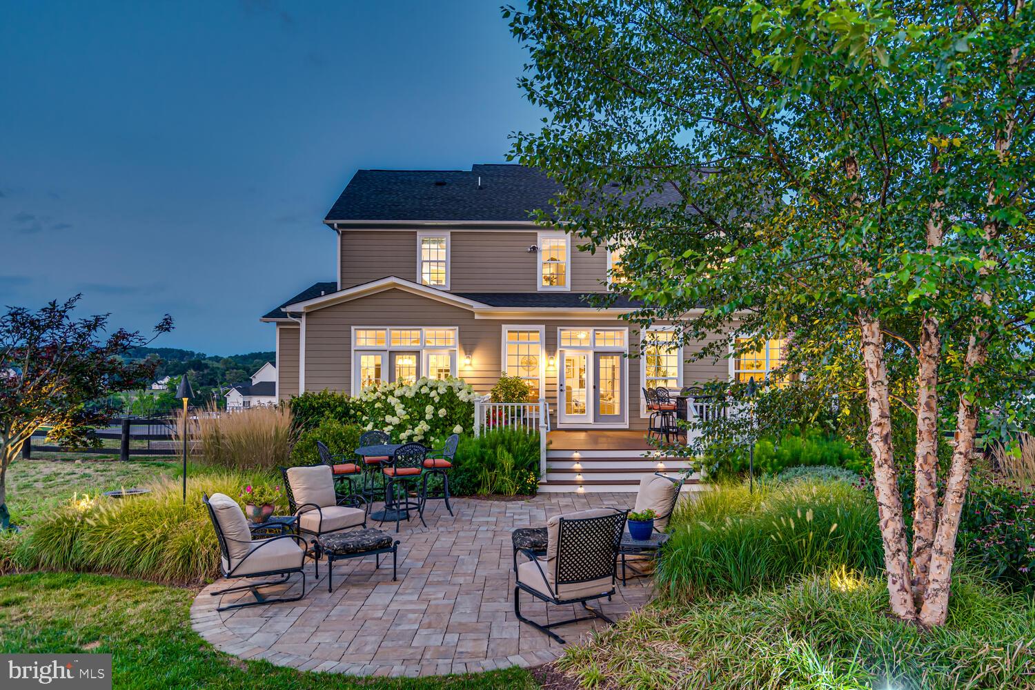 BLACK OAK CREEK - Residential