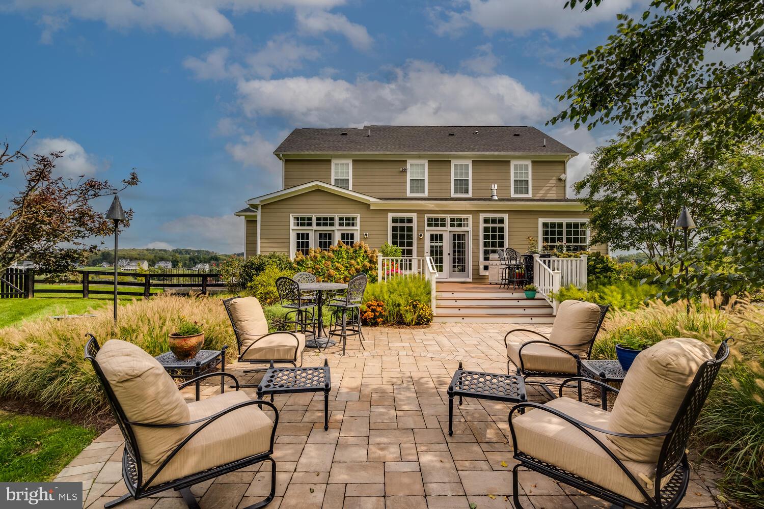 BLACK OAK CREEK - Residential