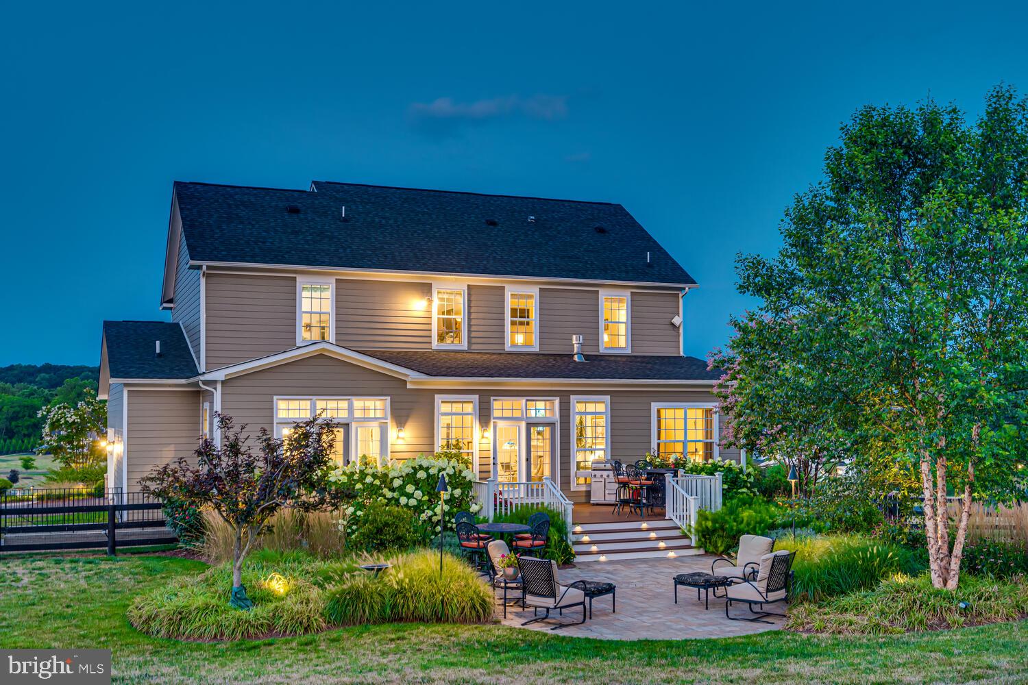 BLACK OAK CREEK - Residential