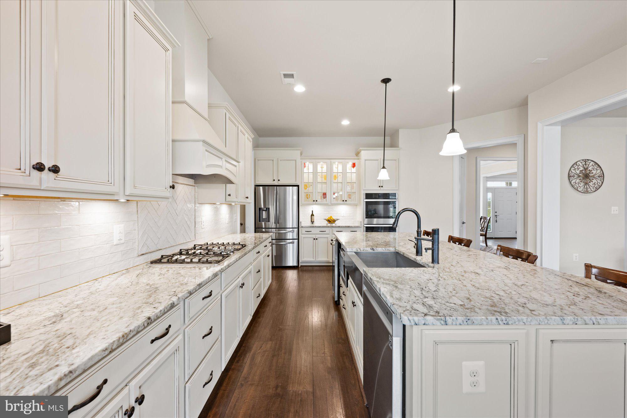 BLACK OAK CREEK - Residential