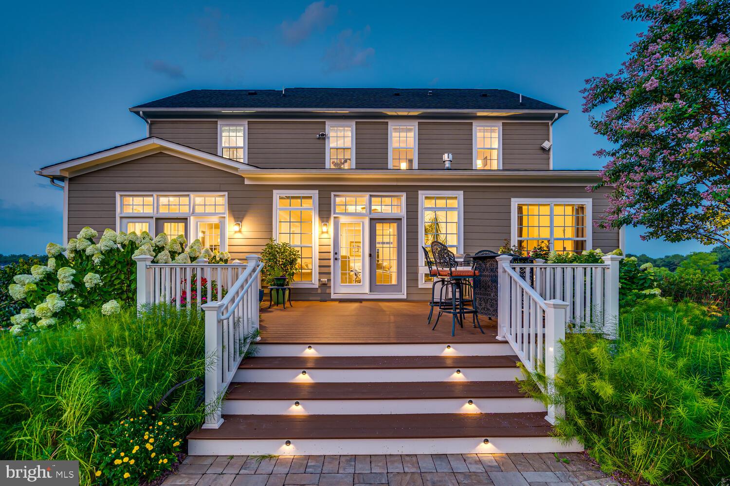 BLACK OAK CREEK - Residential