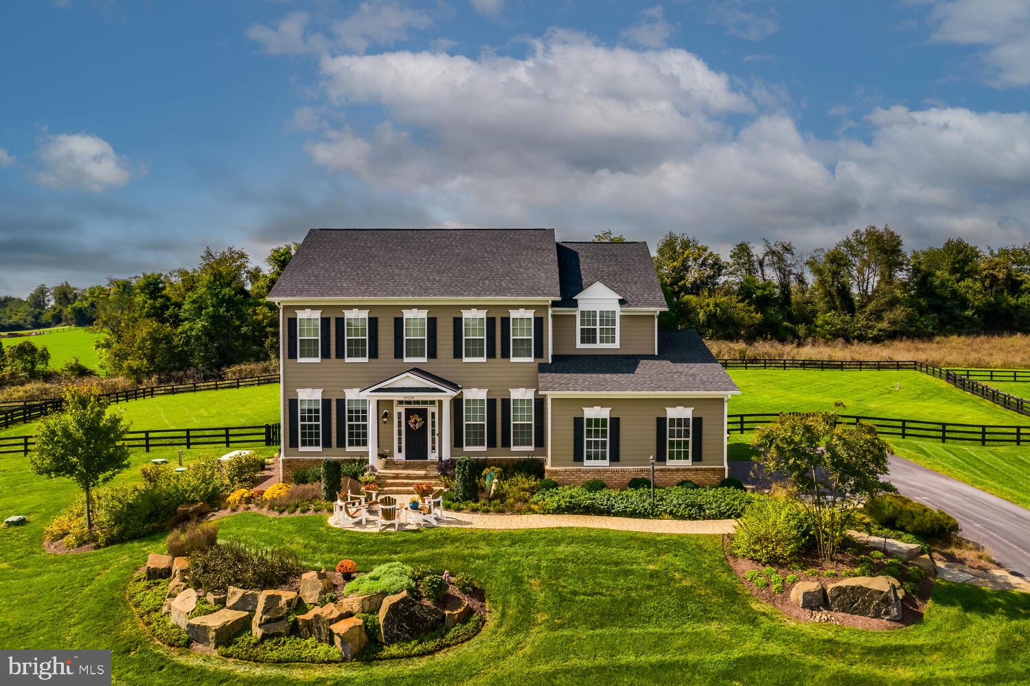 BLACK OAK CREEK - Residential