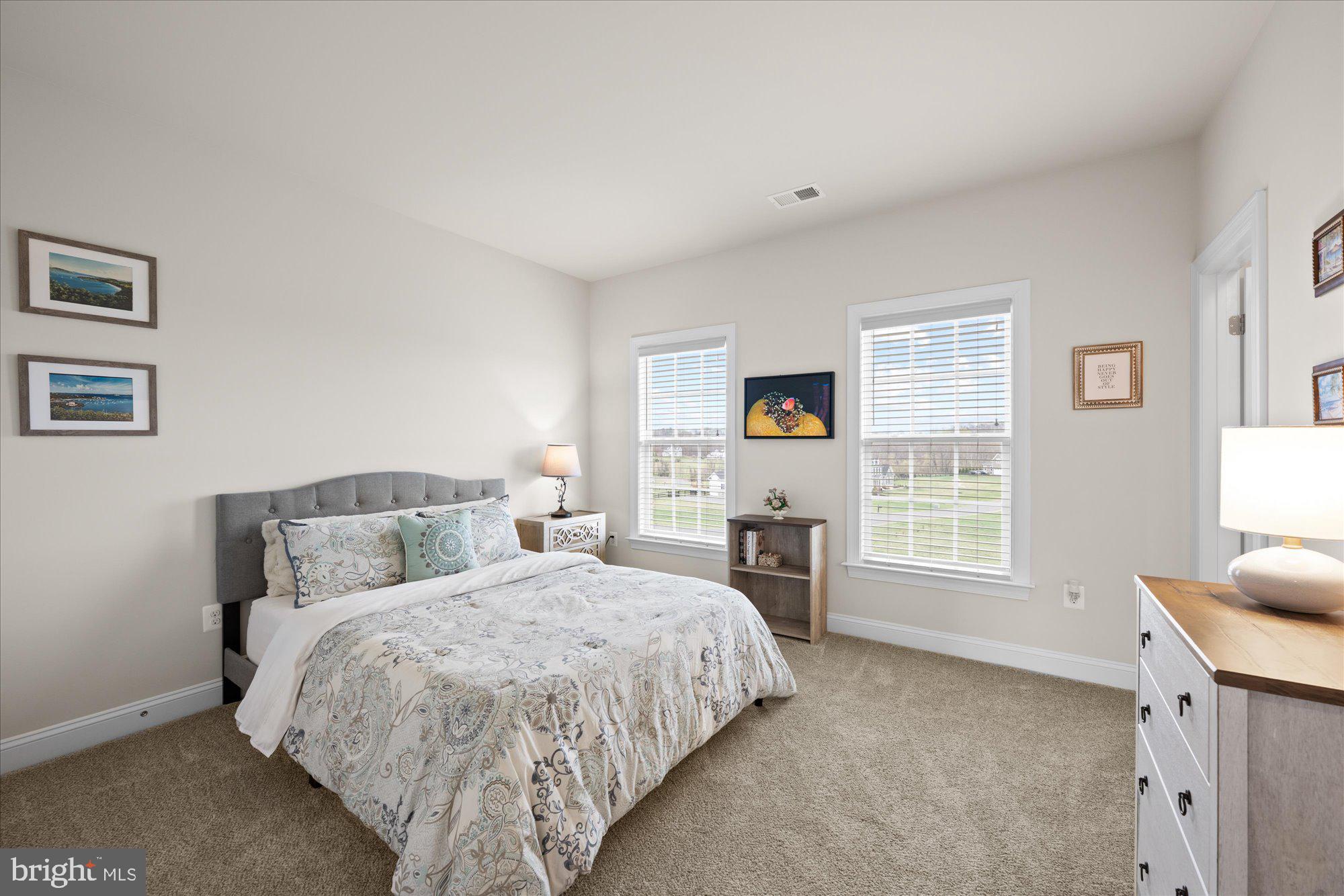 BLACK OAK CREEK - Residential