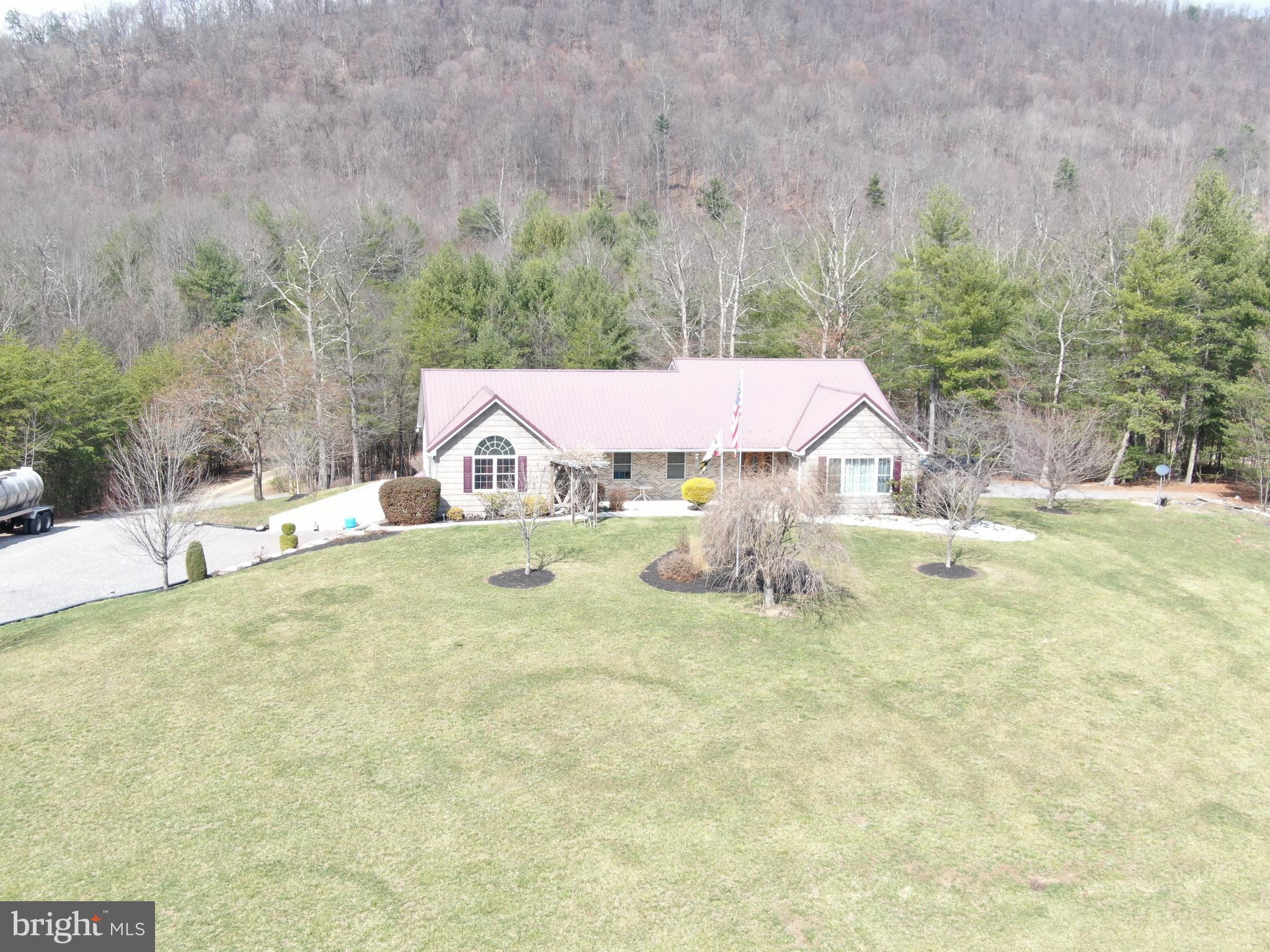 11749 TOWN CREEK ROAD NE