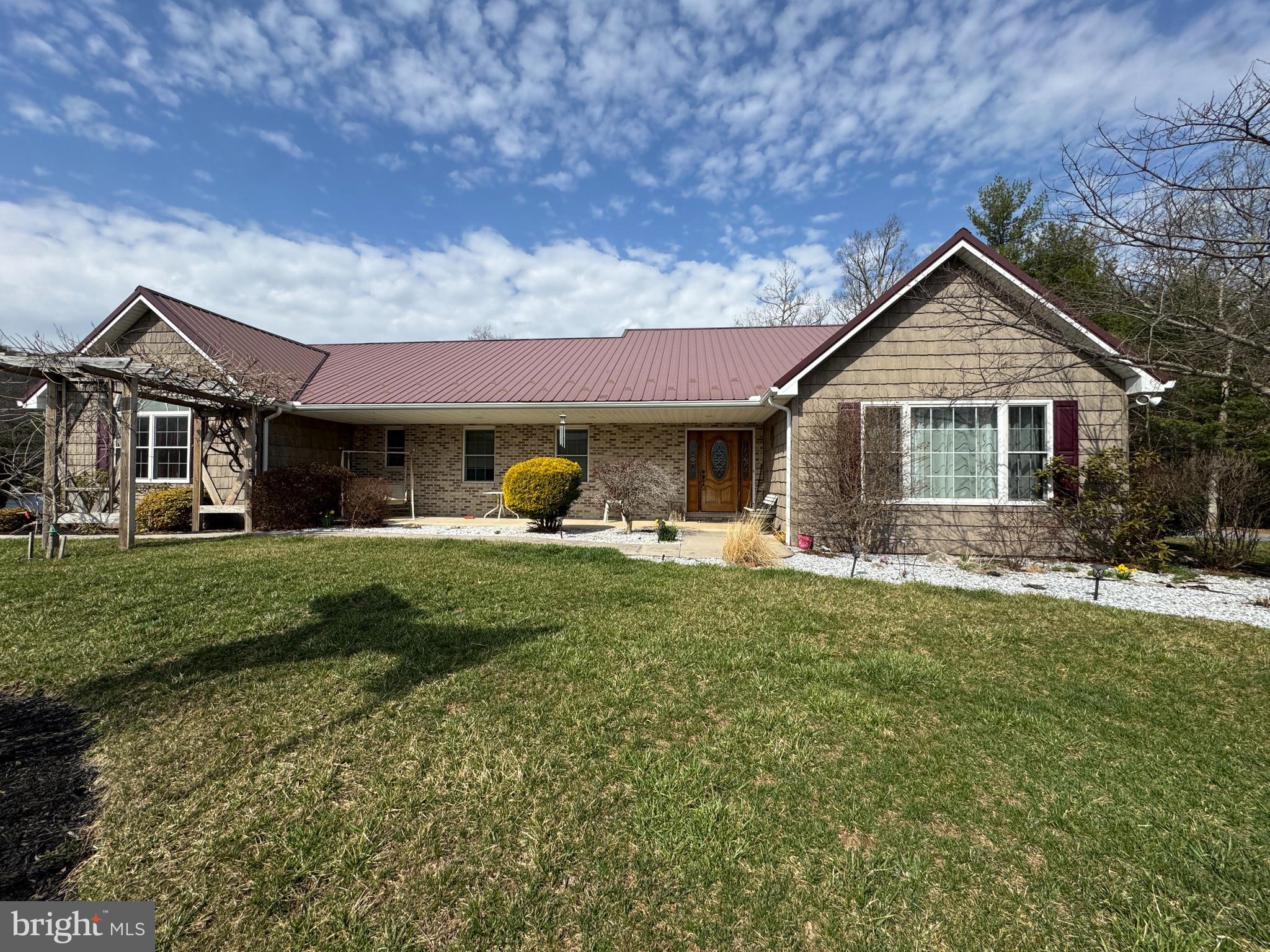 11749 TOWN CREEK ROAD NE