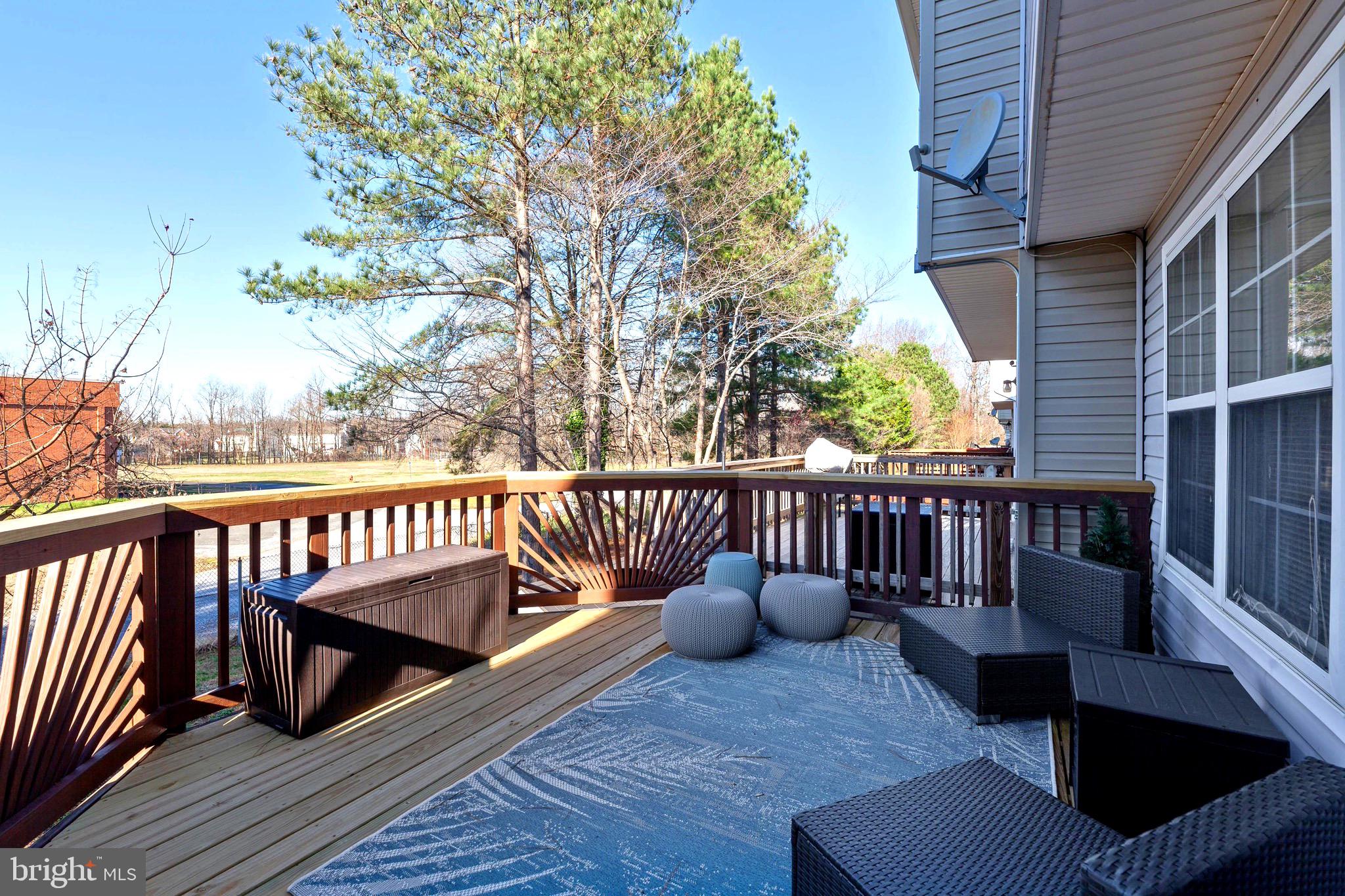 TEMPLE PLAZA - Residential