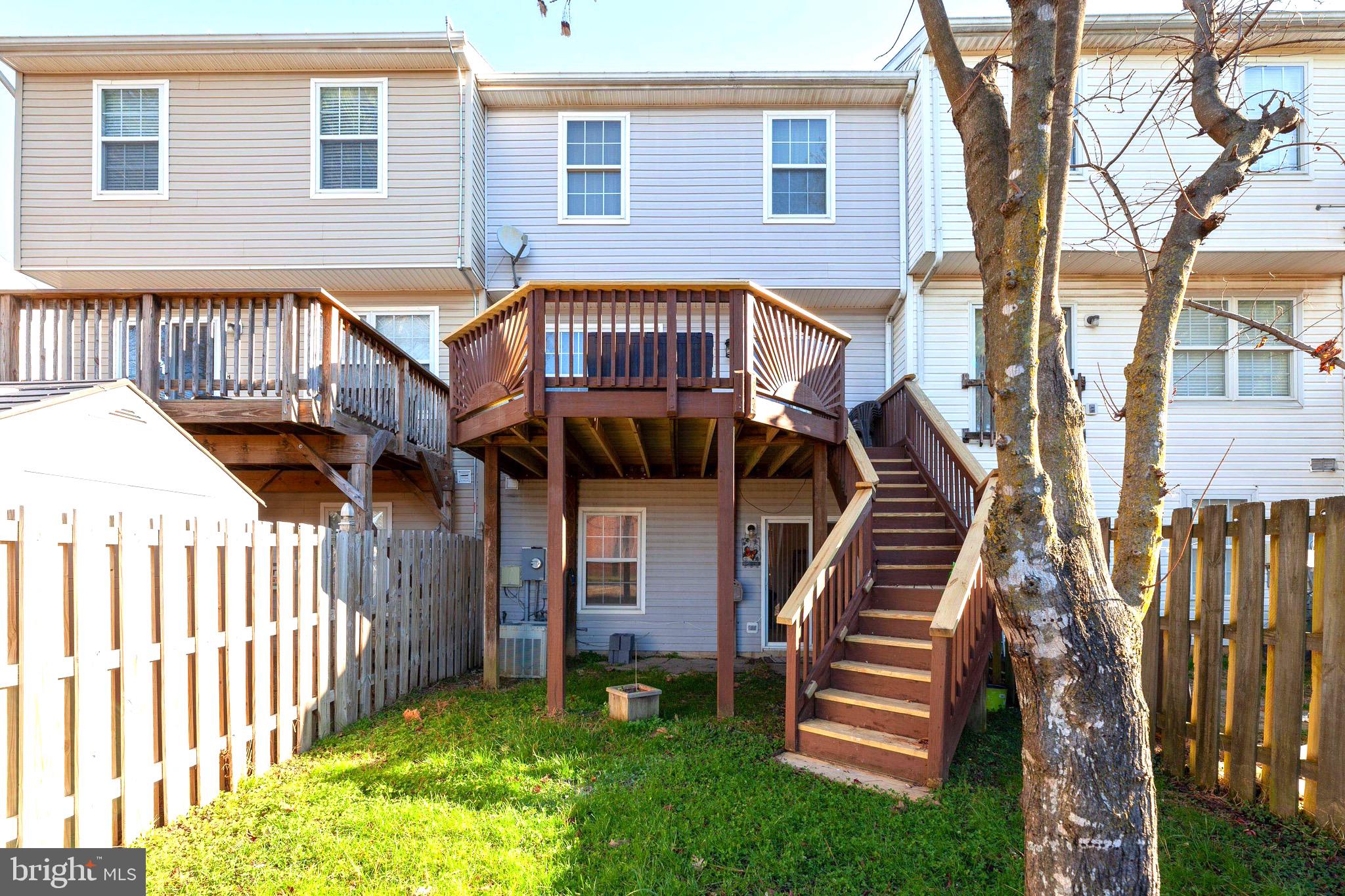 TEMPLE PLAZA - Residential