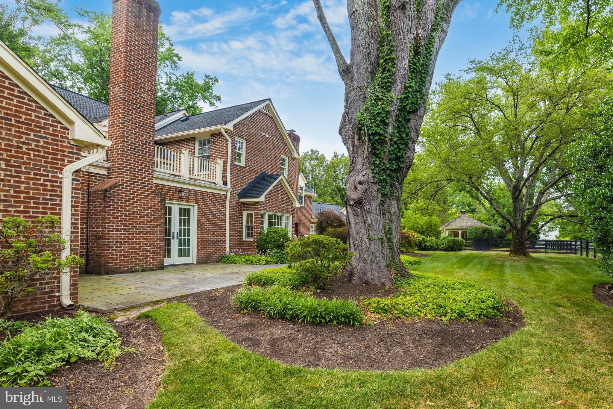 PROSPECT HILL - Residential