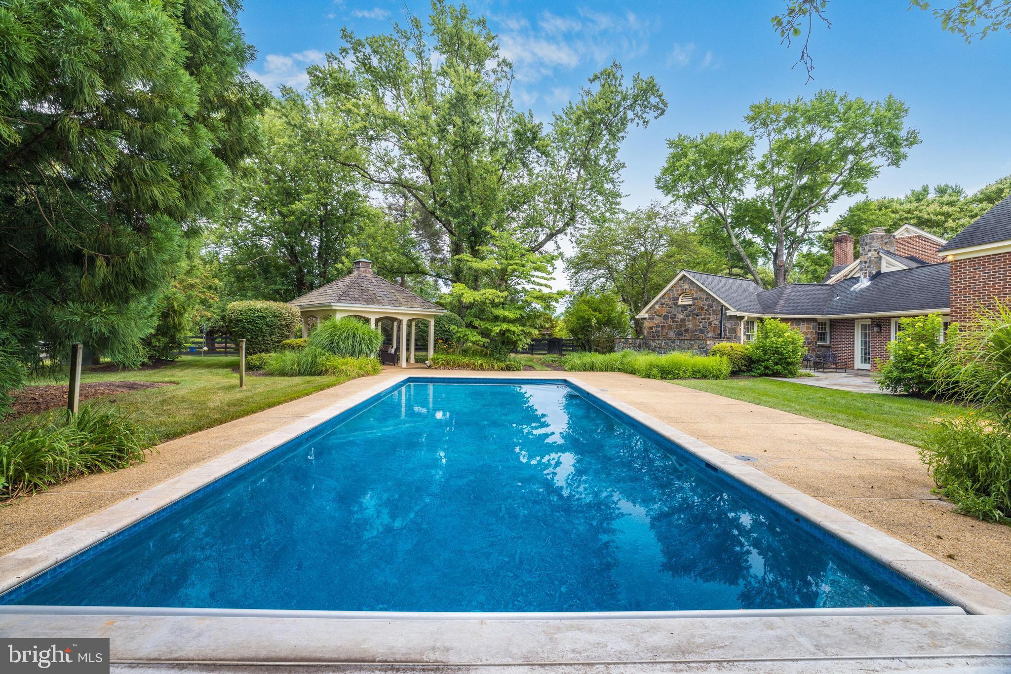 PROSPECT HILL - Residential