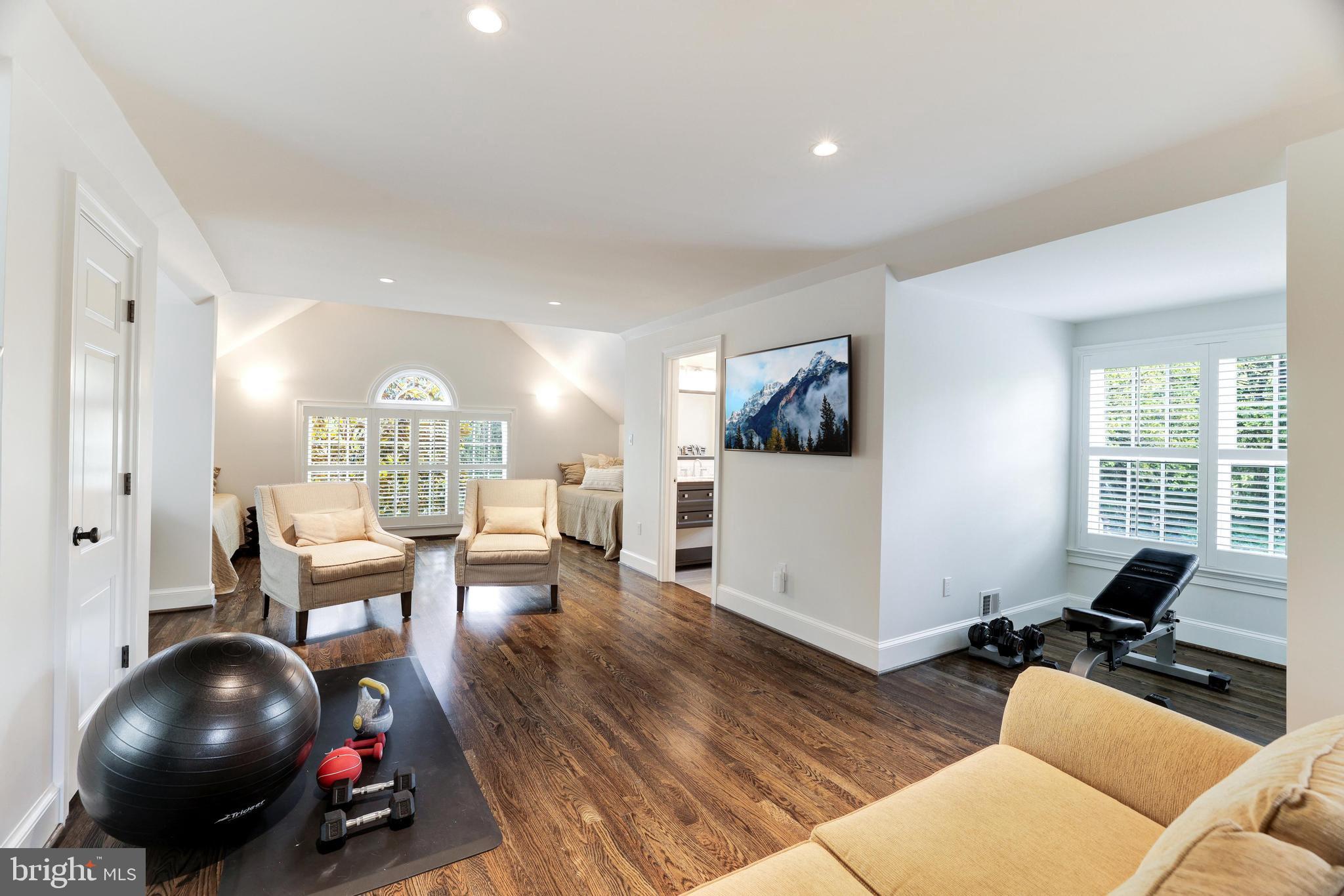 PROSPECT HILL - Residential