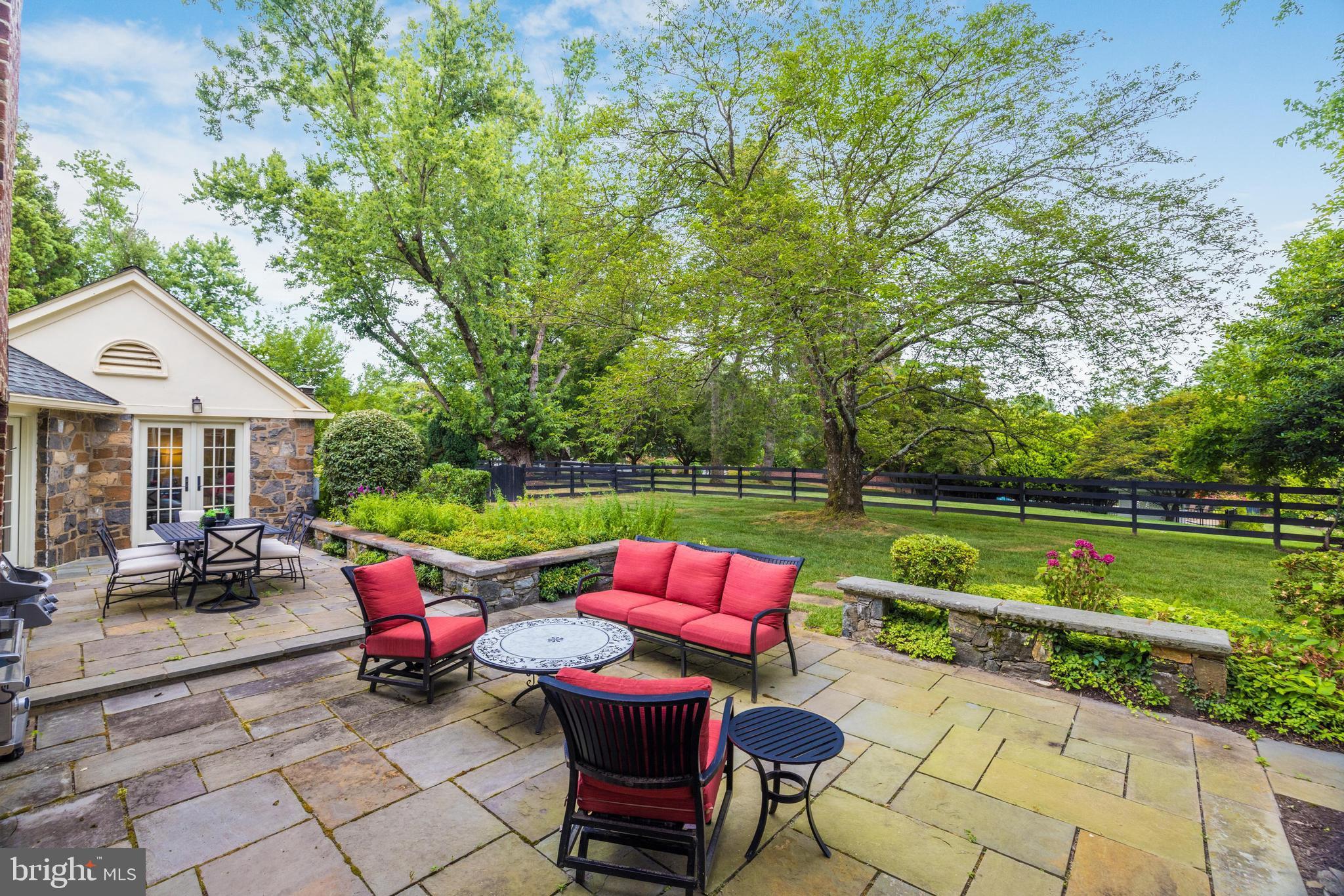 PROSPECT HILL - Residential