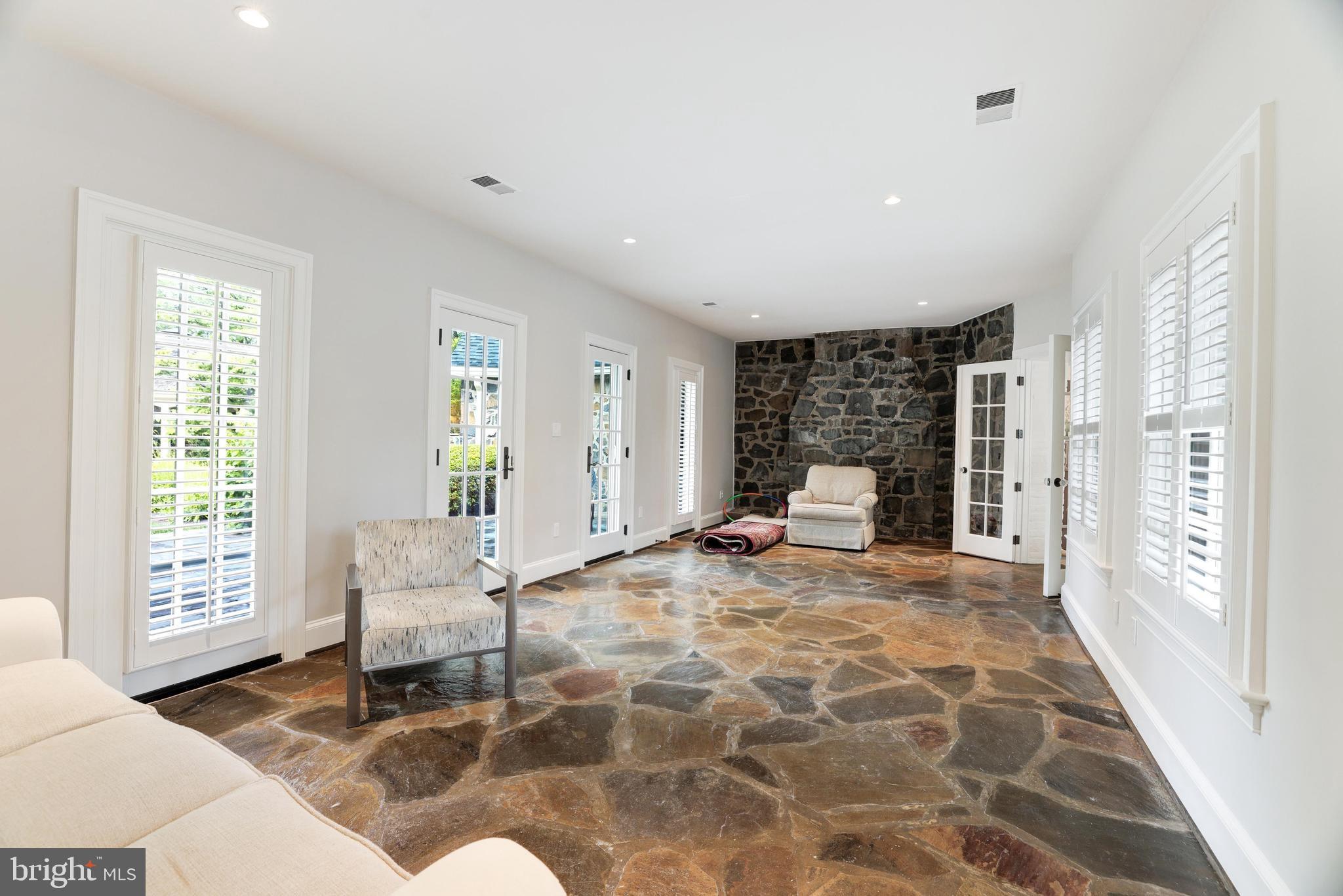 PROSPECT HILL - Residential