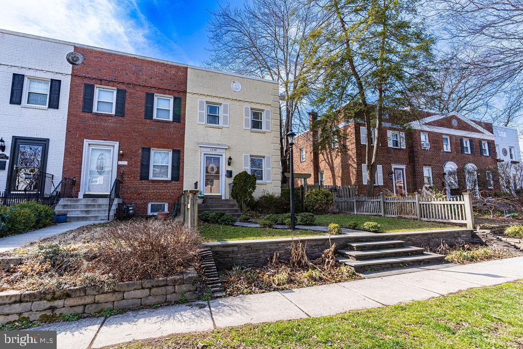 WESTOVER - Residential Lease