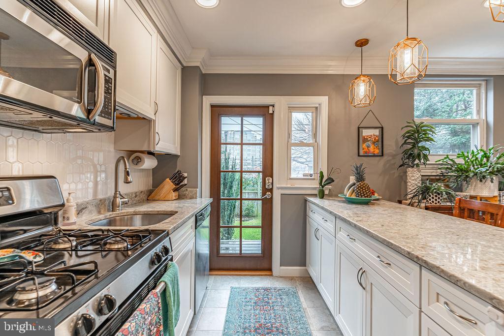 WESTOVER - Residential Lease