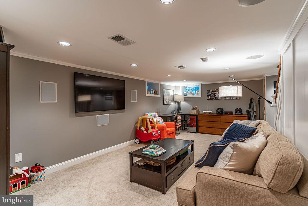 WESTOVER - Residential Lease