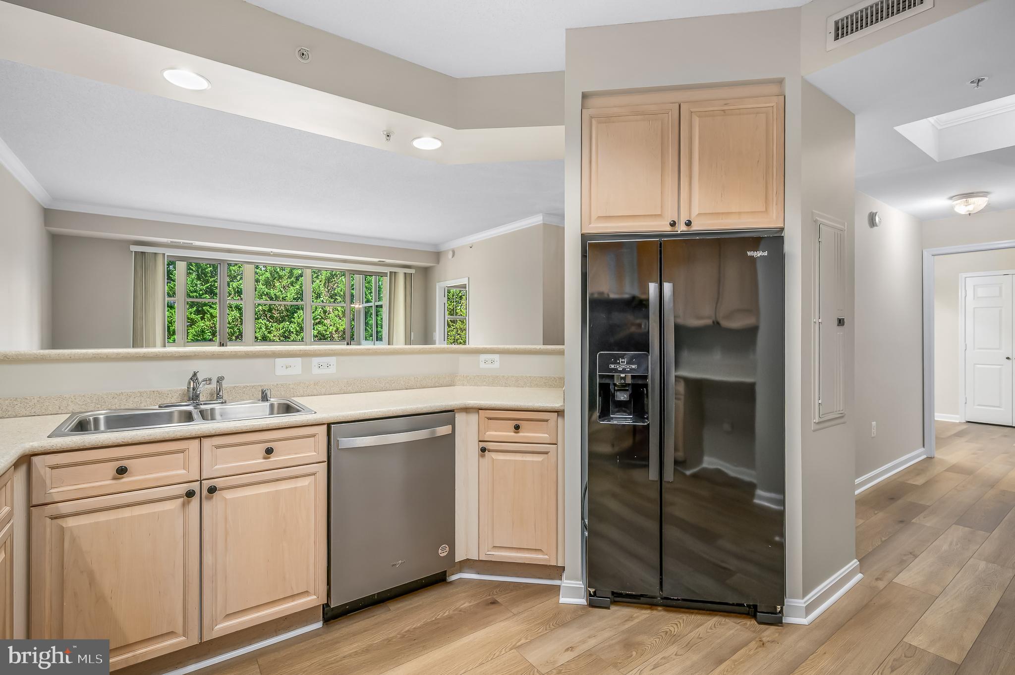 MAGNOLIAS AT LANSDOWNE WOODS - Residential