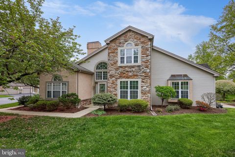 128 GREENVIEW DRIVE LANCASTER PA 17601