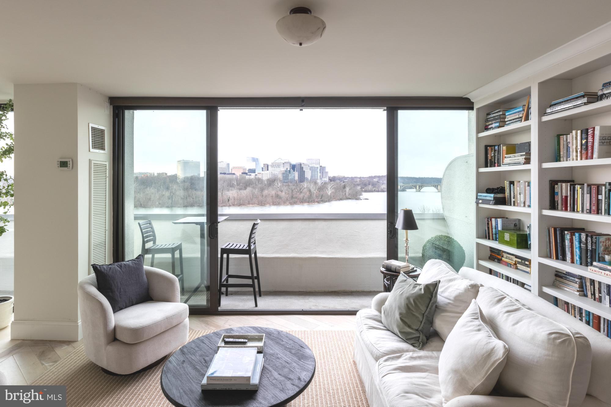 WATERGATE - Residential