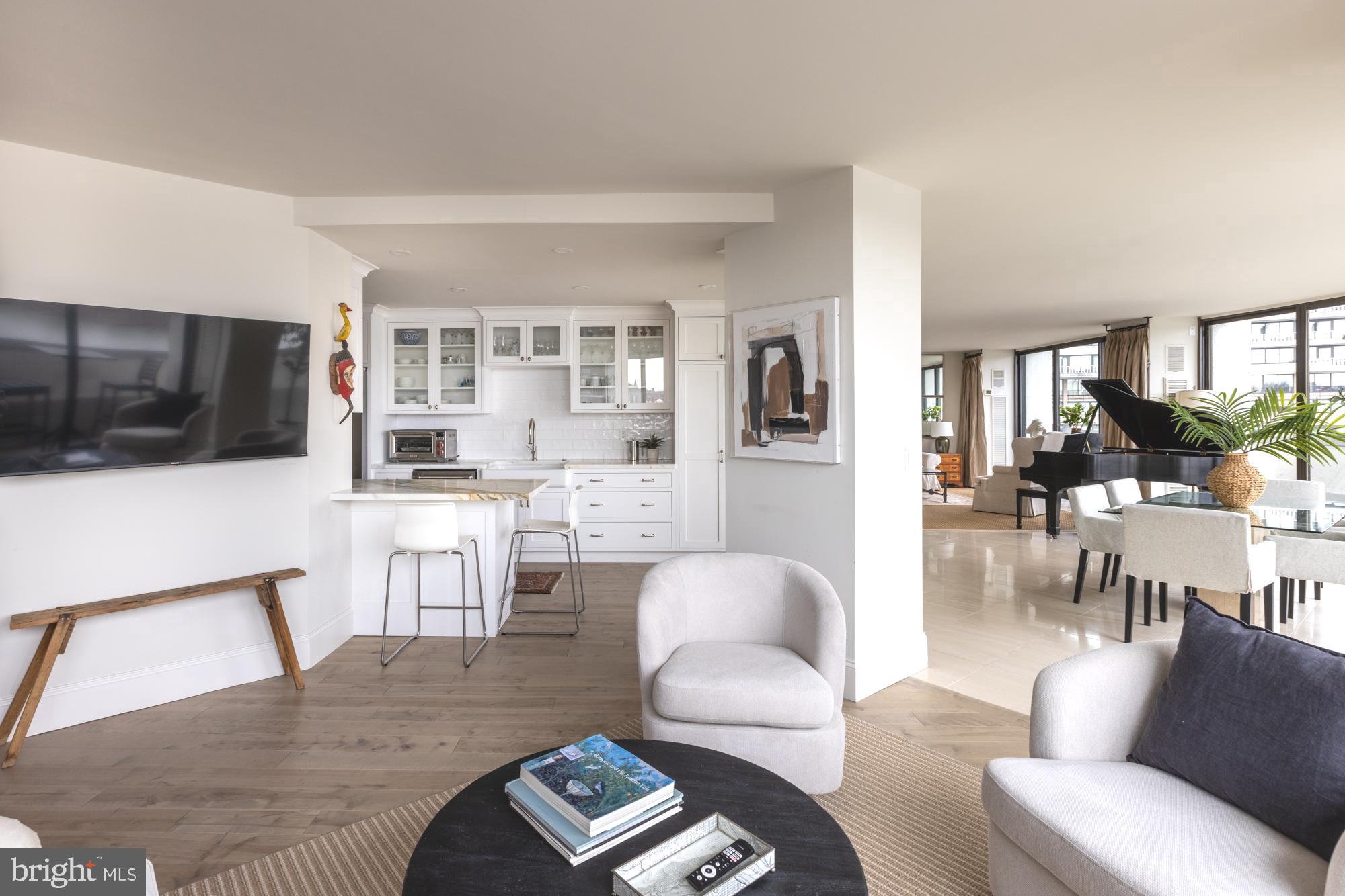 WATERGATE - Residential