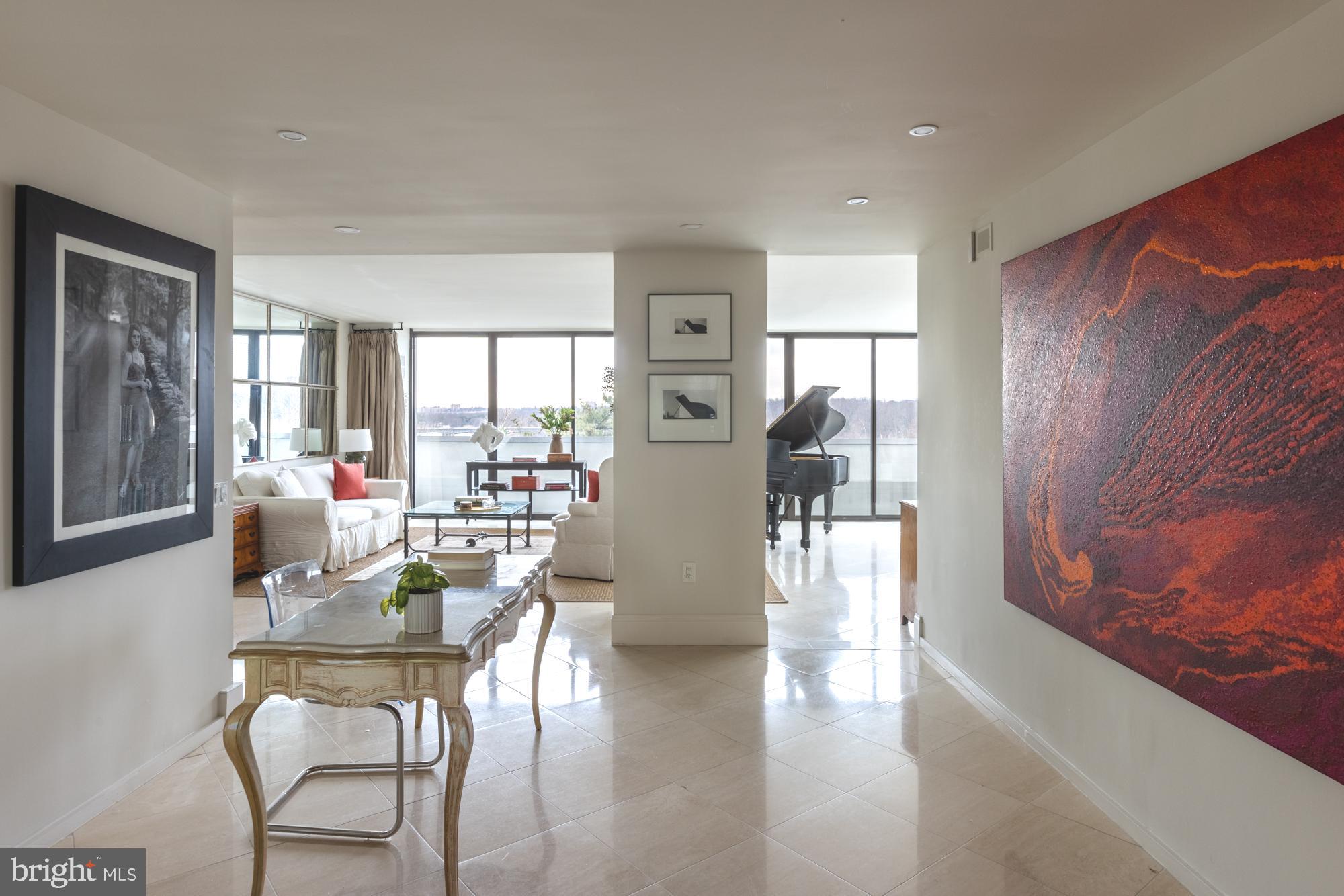 WATERGATE - Residential