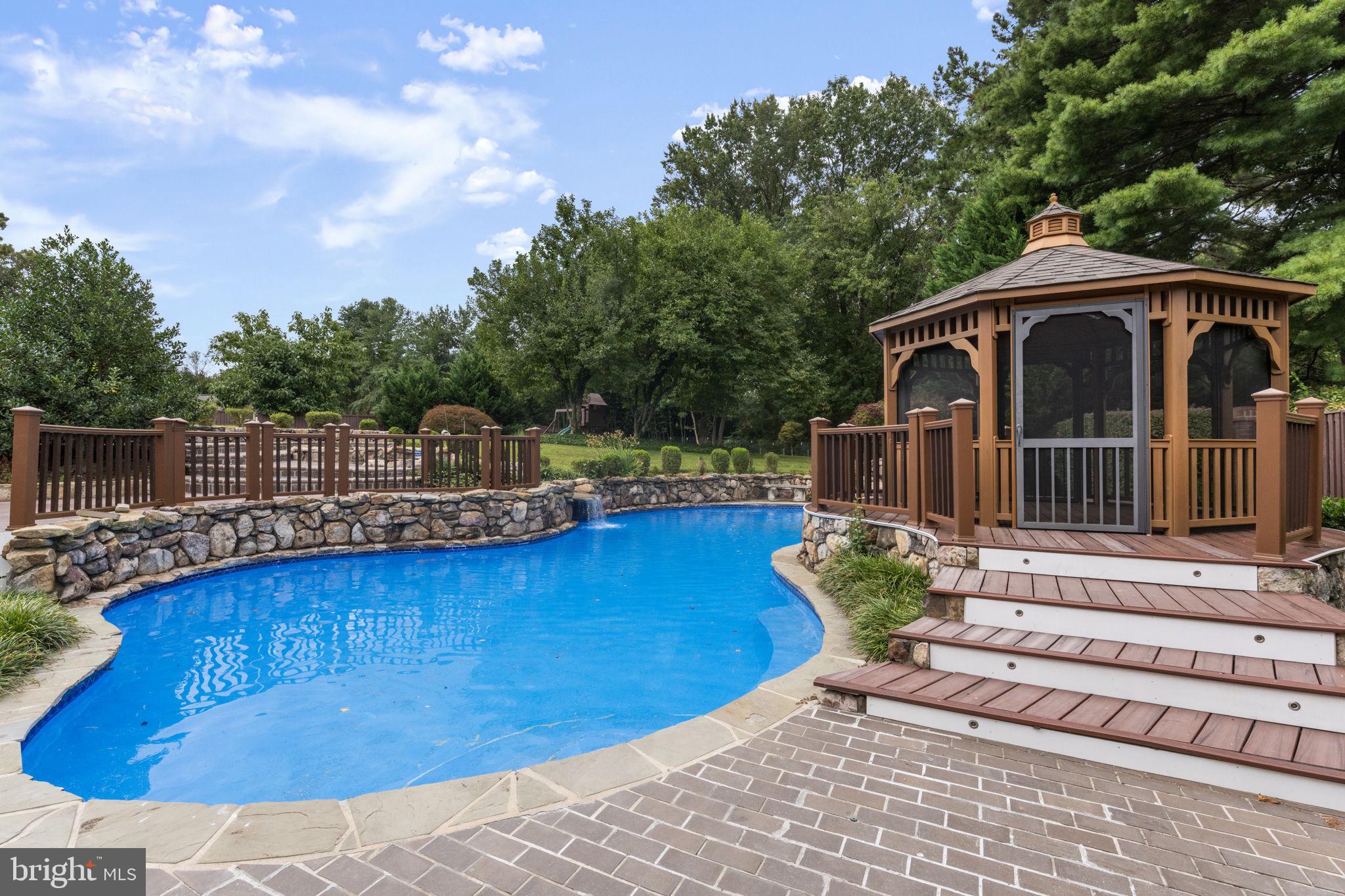 SADDLEBROOK ESTATES - Residential