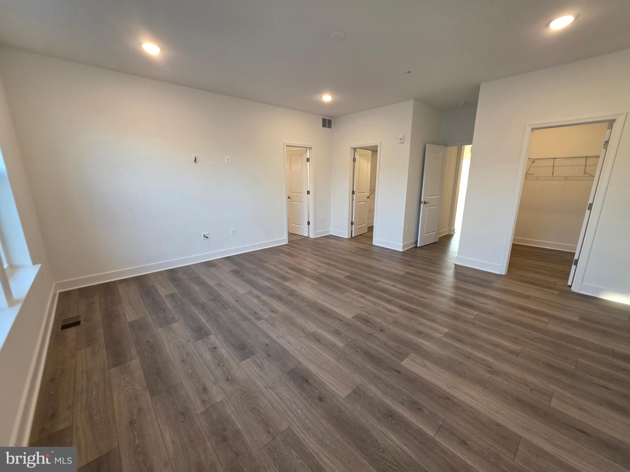 LOCKE LANDING - Residential