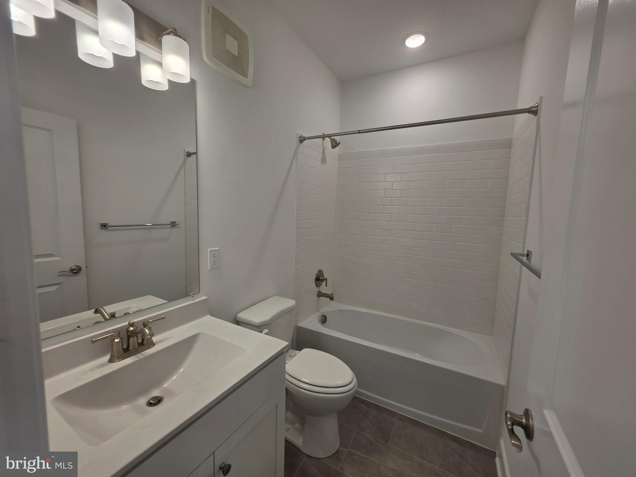 LOCKE LANDING - Residential