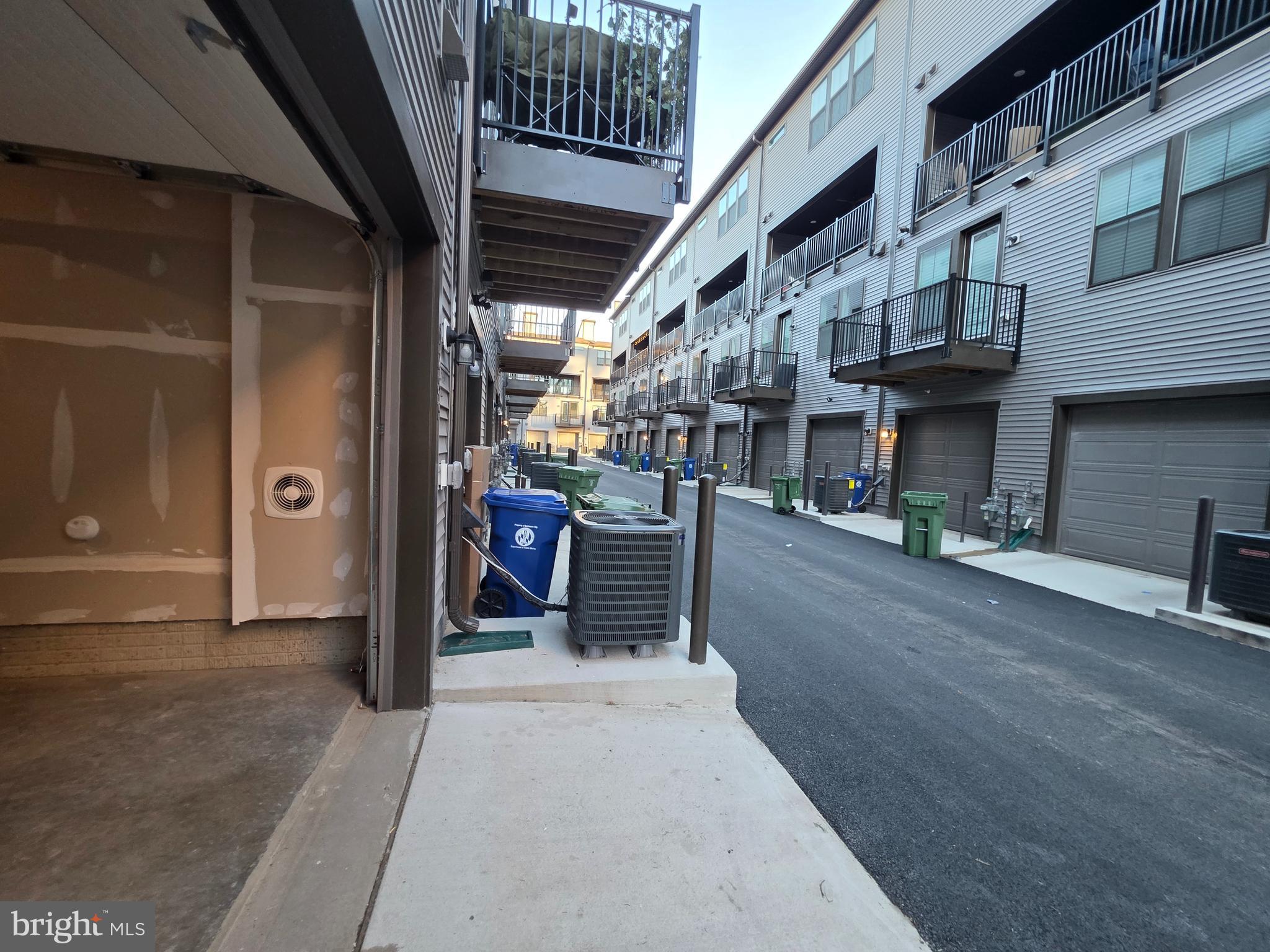 LOCKE LANDING - Residential