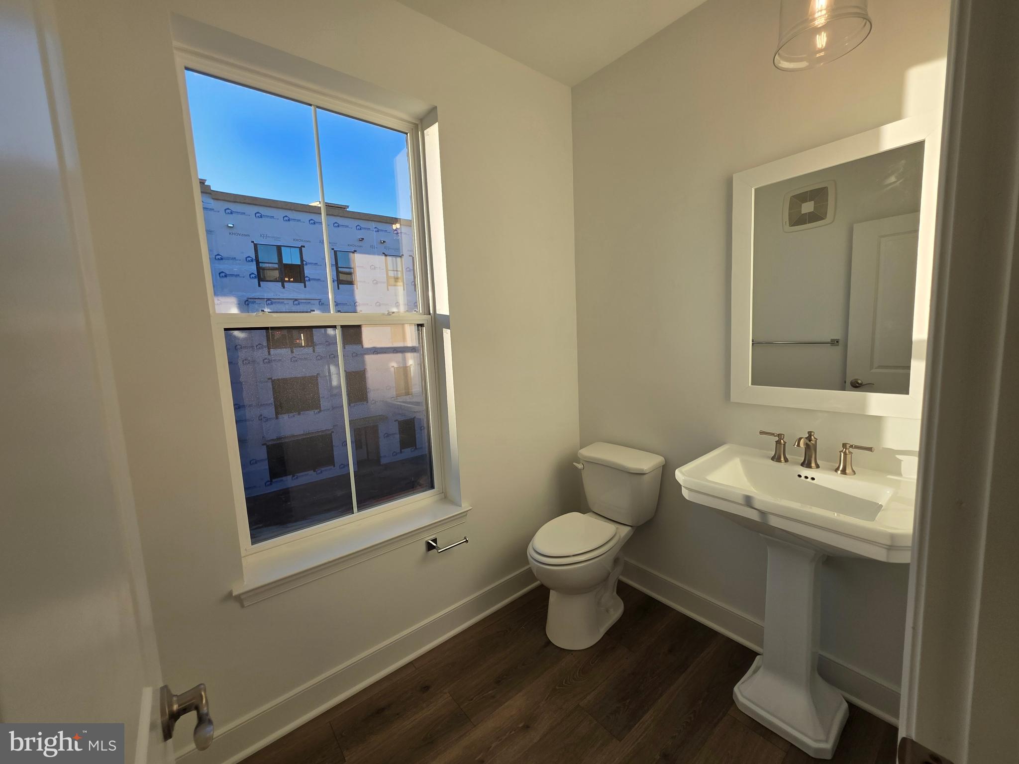 LOCKE LANDING - Residential