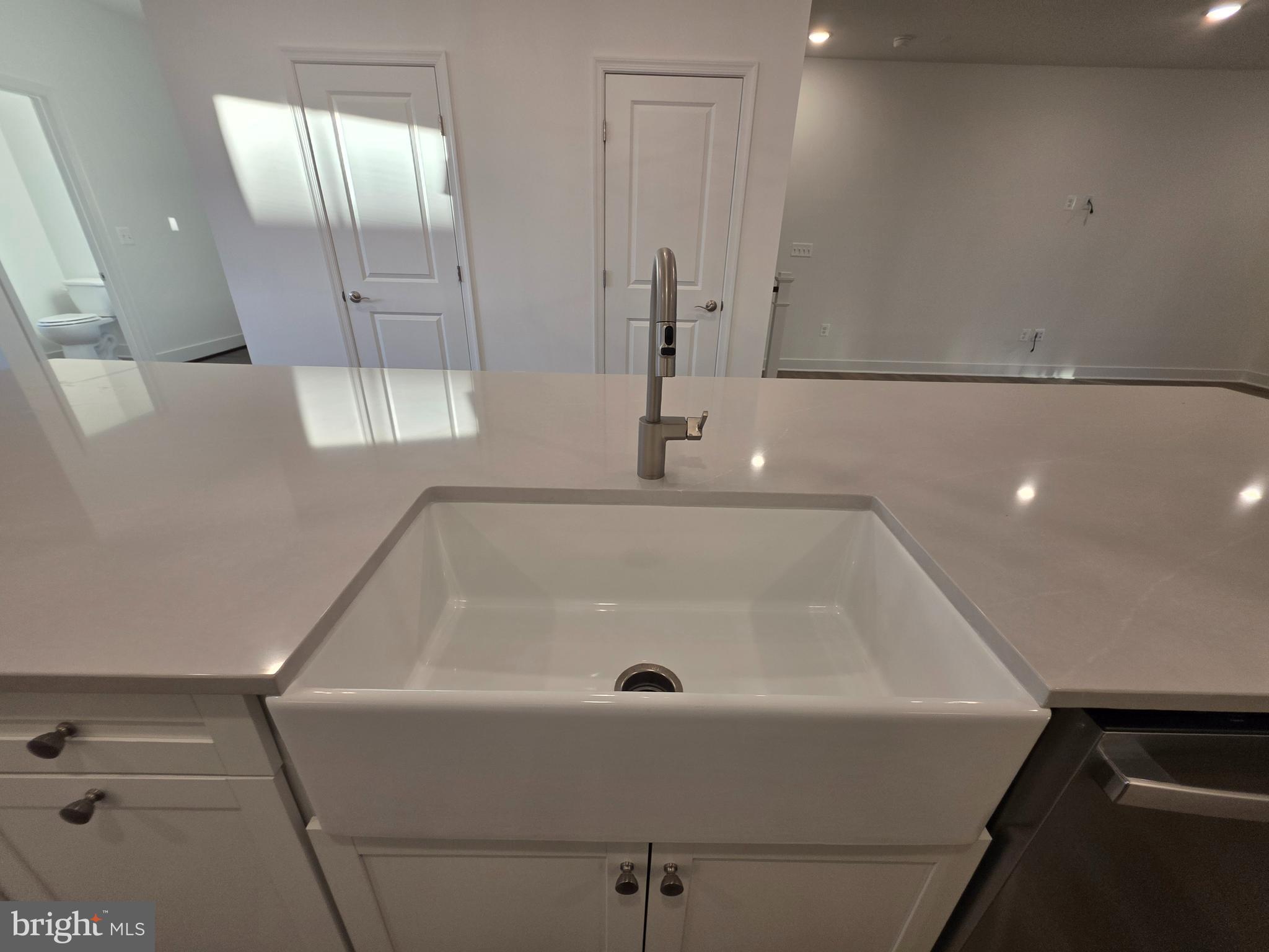 LOCKE LANDING - Residential