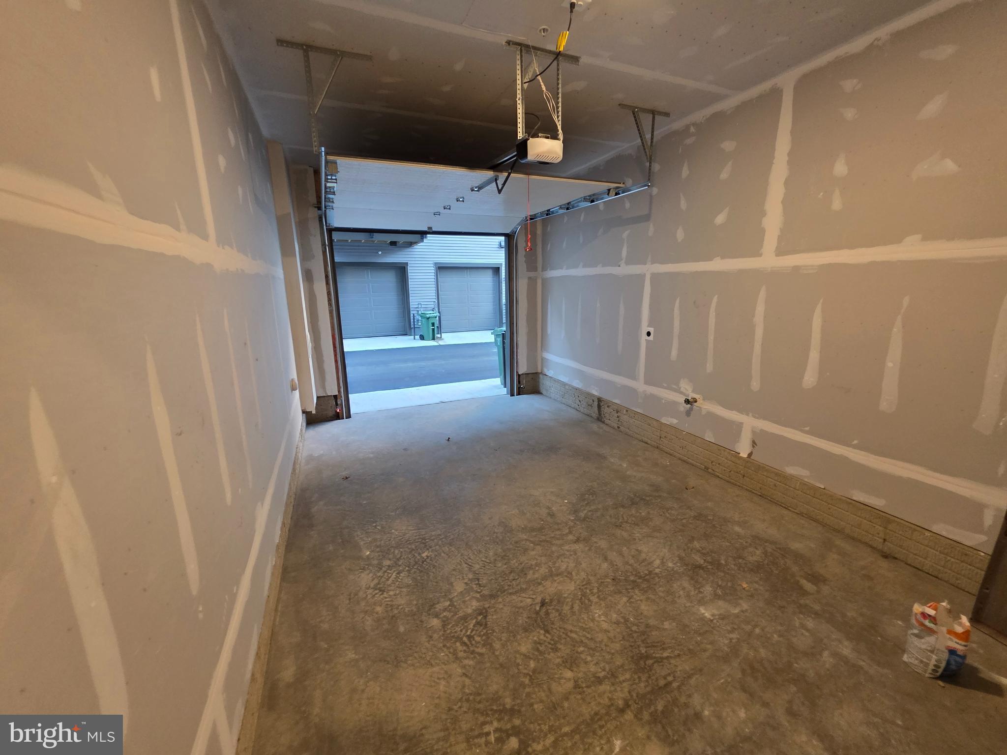 LOCKE LANDING - Residential