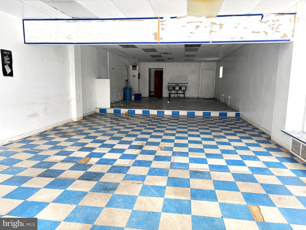 Photo of 7000 Oxford Avenue, PHILADELPHIA, PA 19111 (MLS # PAPH2581736)