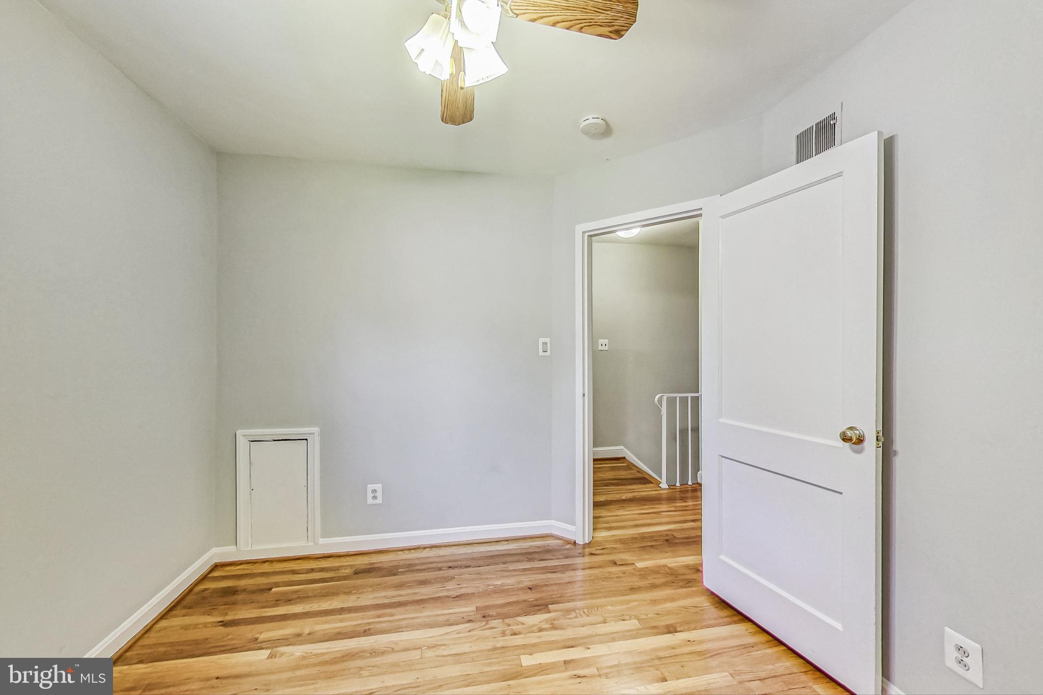 CHEVY CHASE CREST - Residential Lease