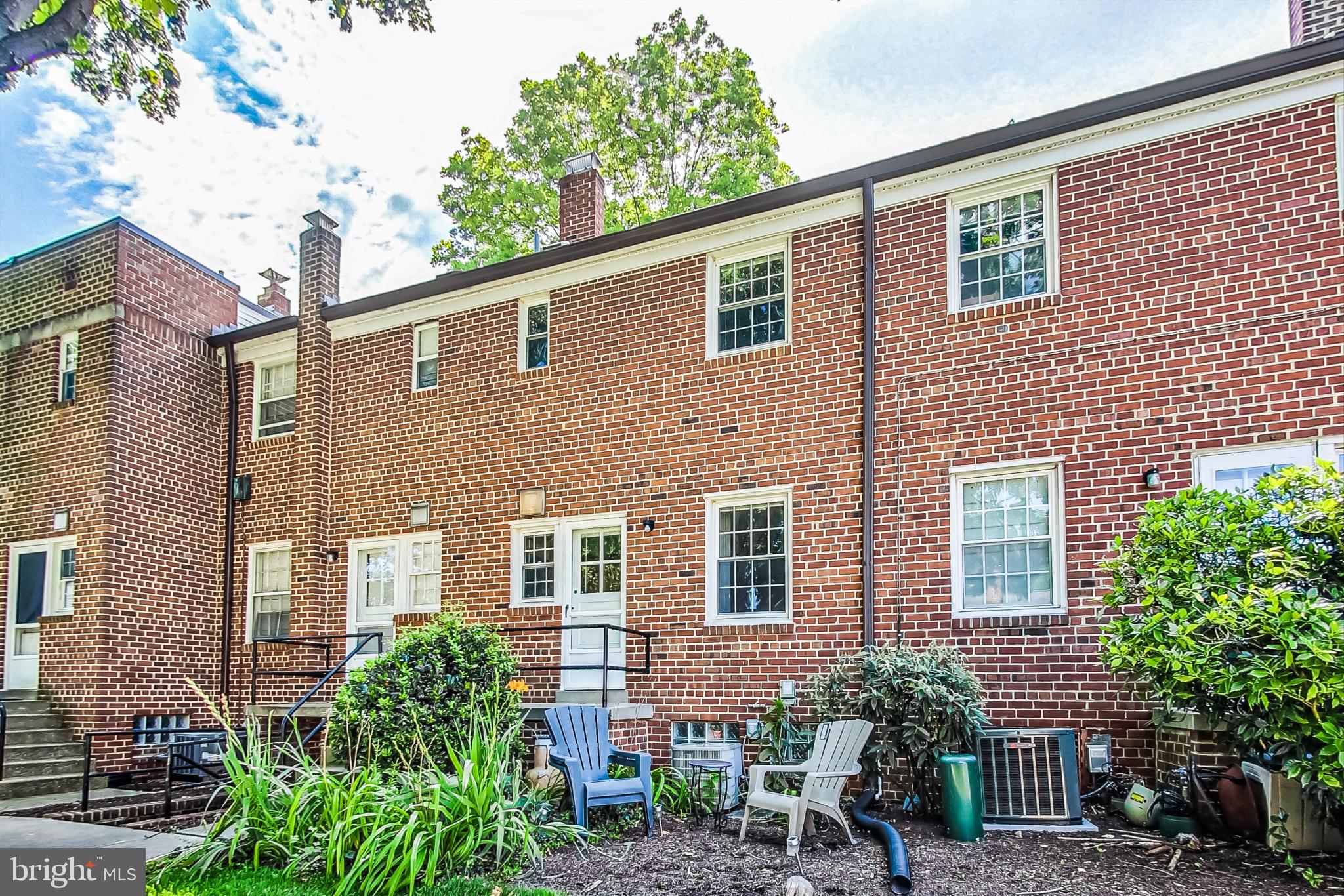 CHEVY CHASE CREST - Residential Lease