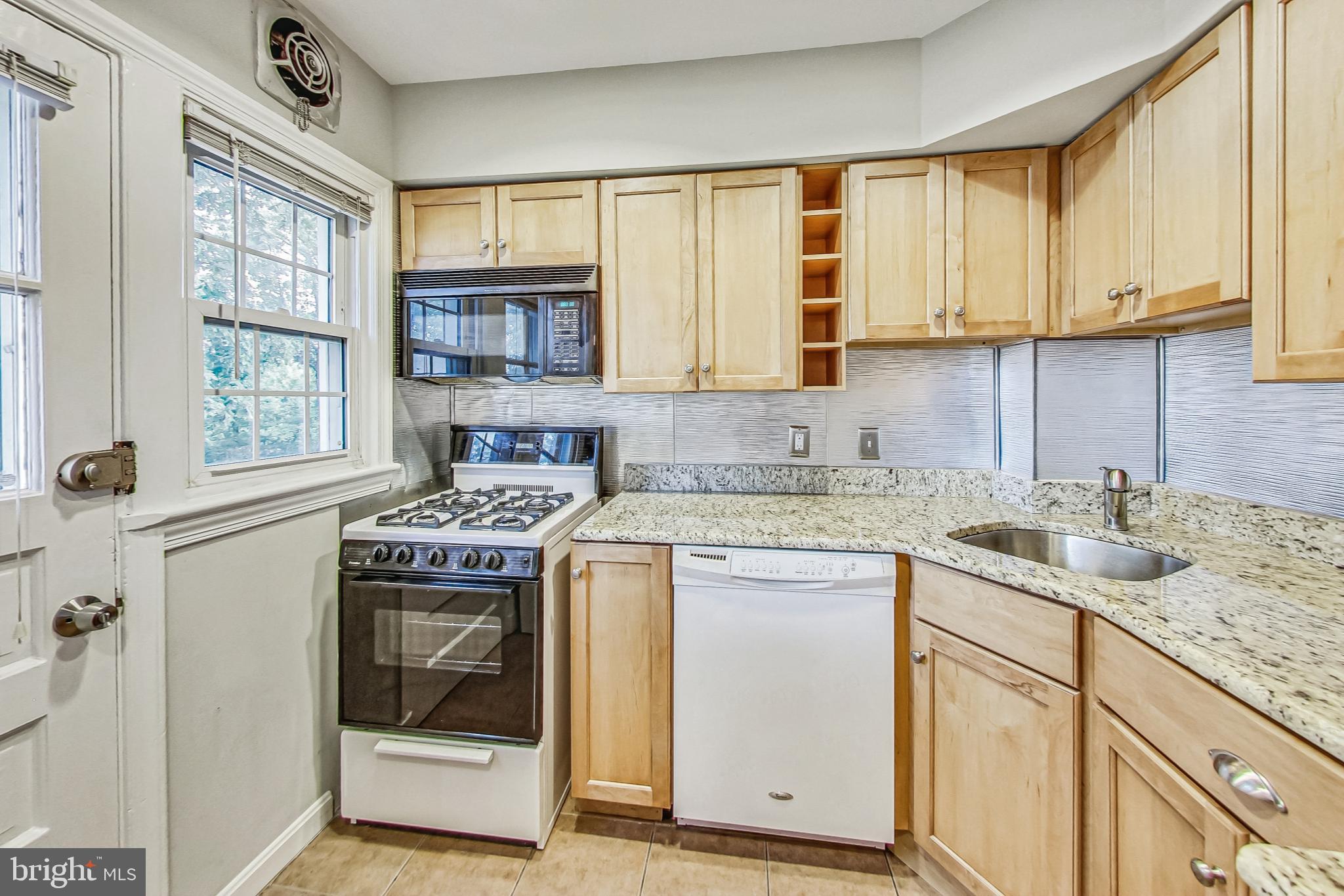 CHEVY CHASE CREST - Residential Lease