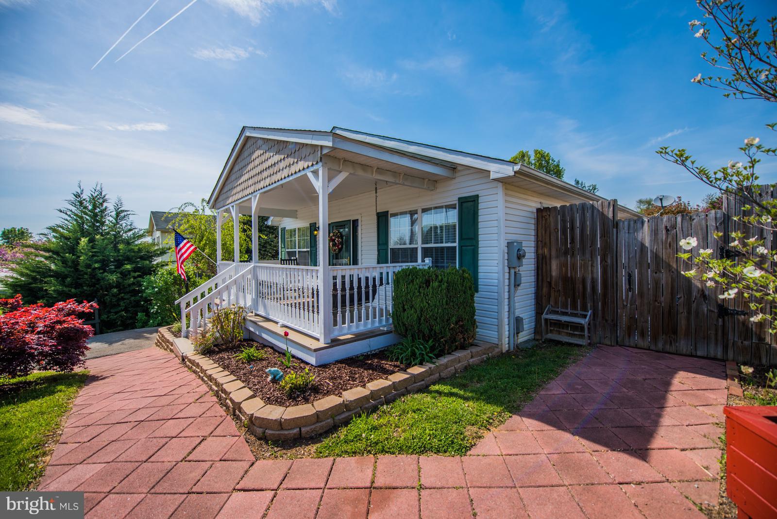 PATRICK HENRY ESTATES - Residential