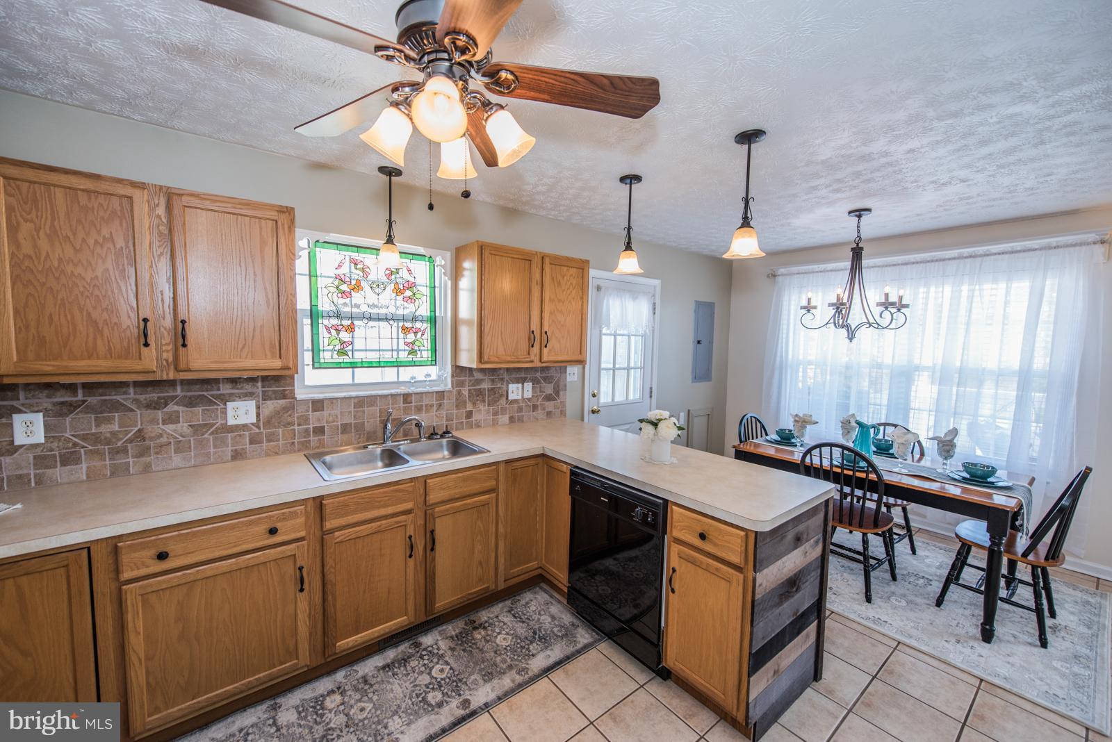 PATRICK HENRY ESTATES - Residential