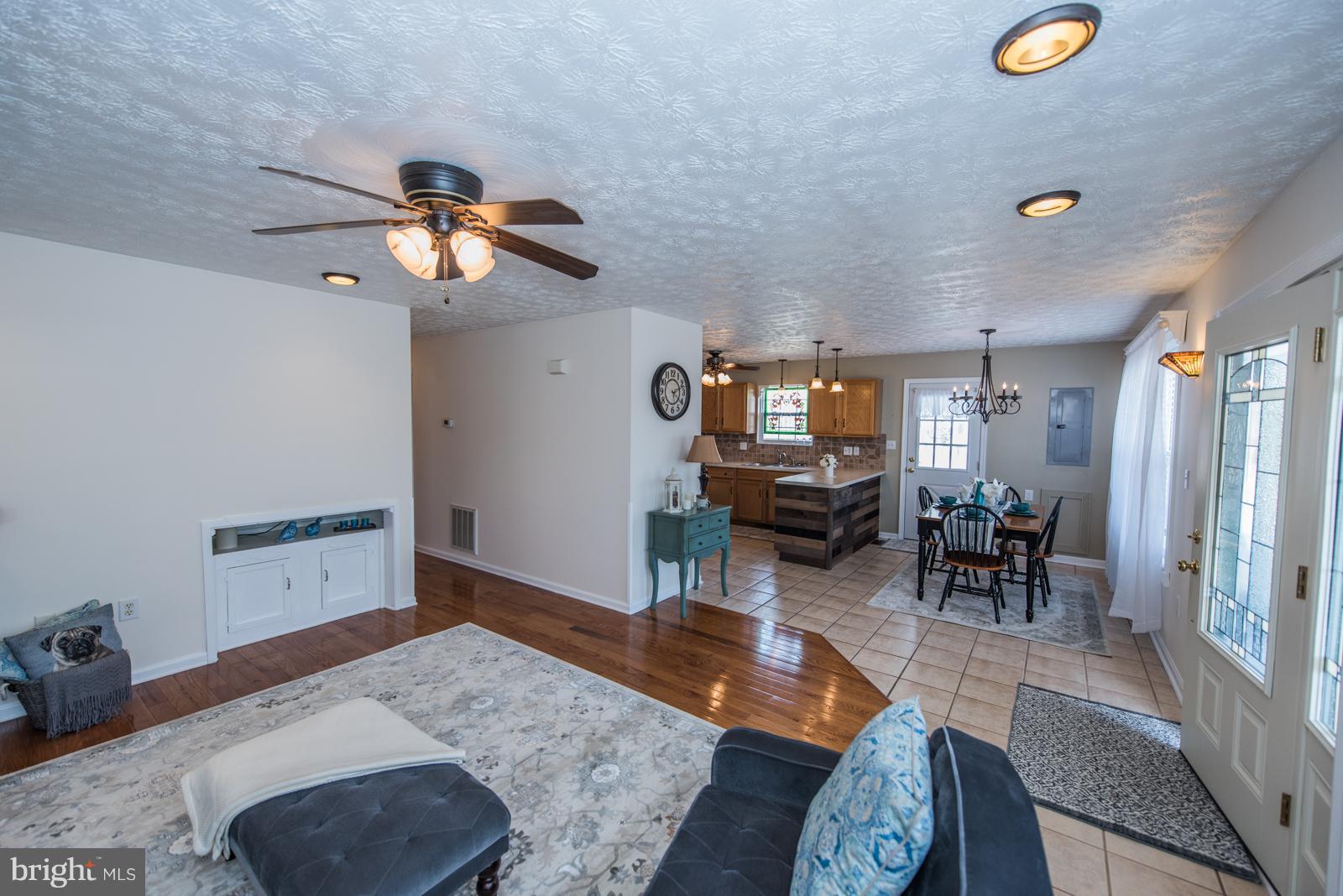 PATRICK HENRY ESTATES - Residential